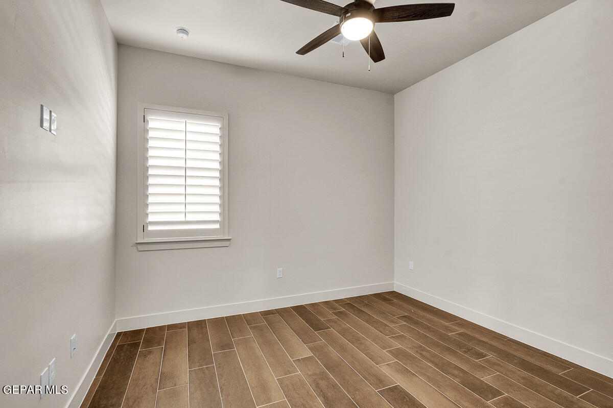 7325 Enchanted Point Drive