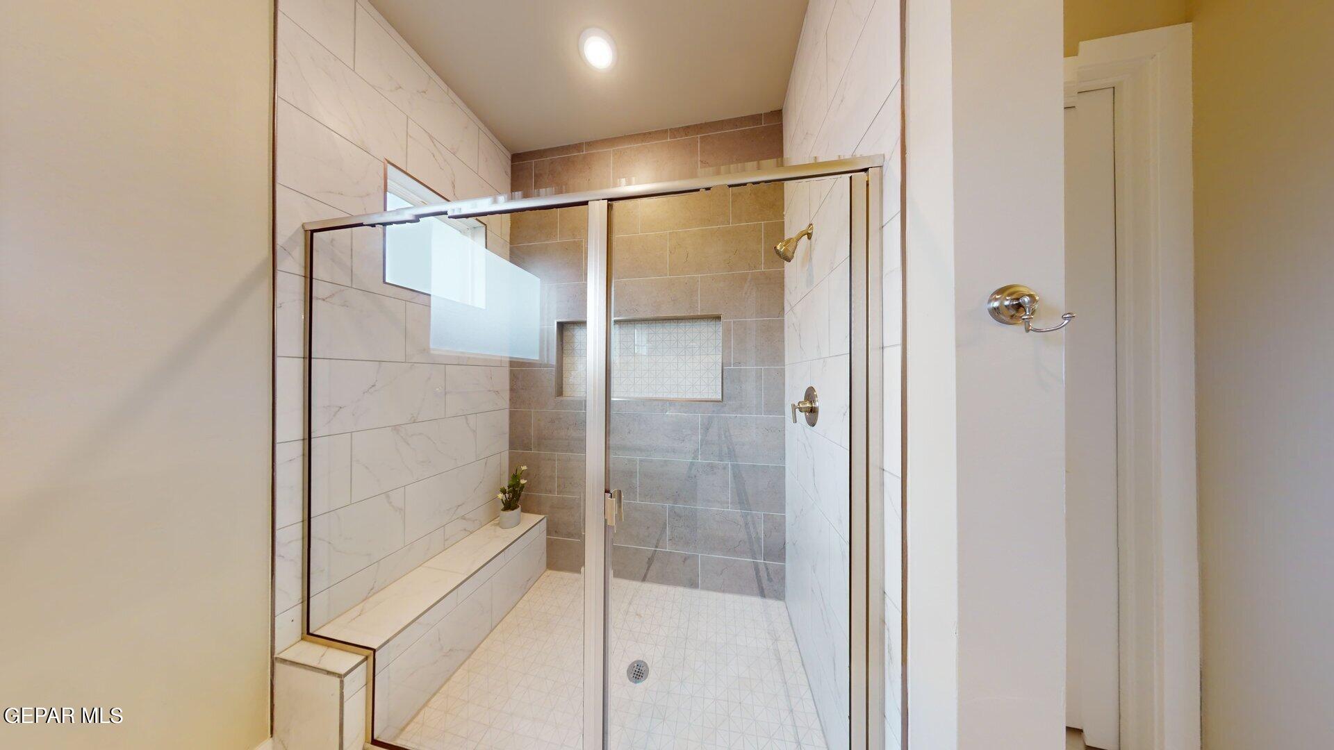 7337 Enchanted Point Drive