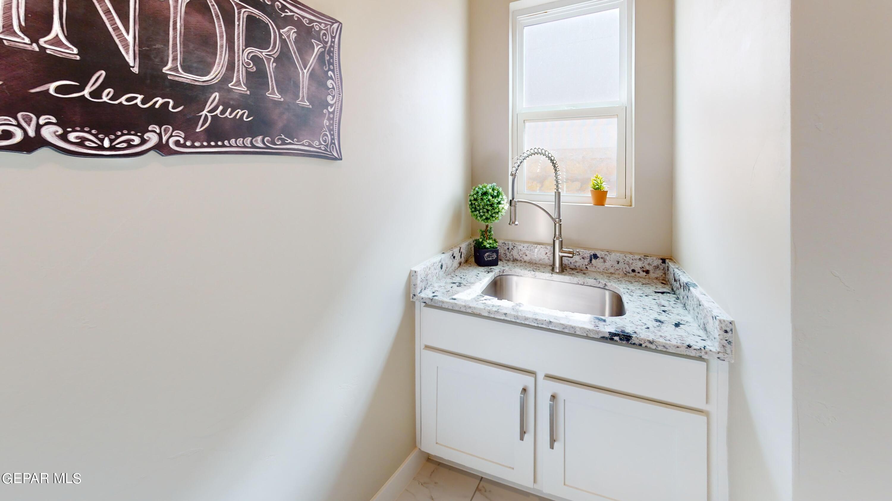 7337 Enchanted Point Drive