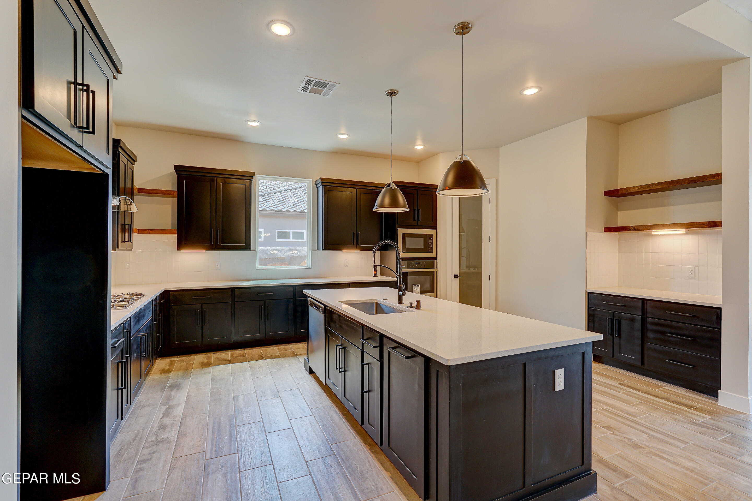 7333 Enchanted Point Drive