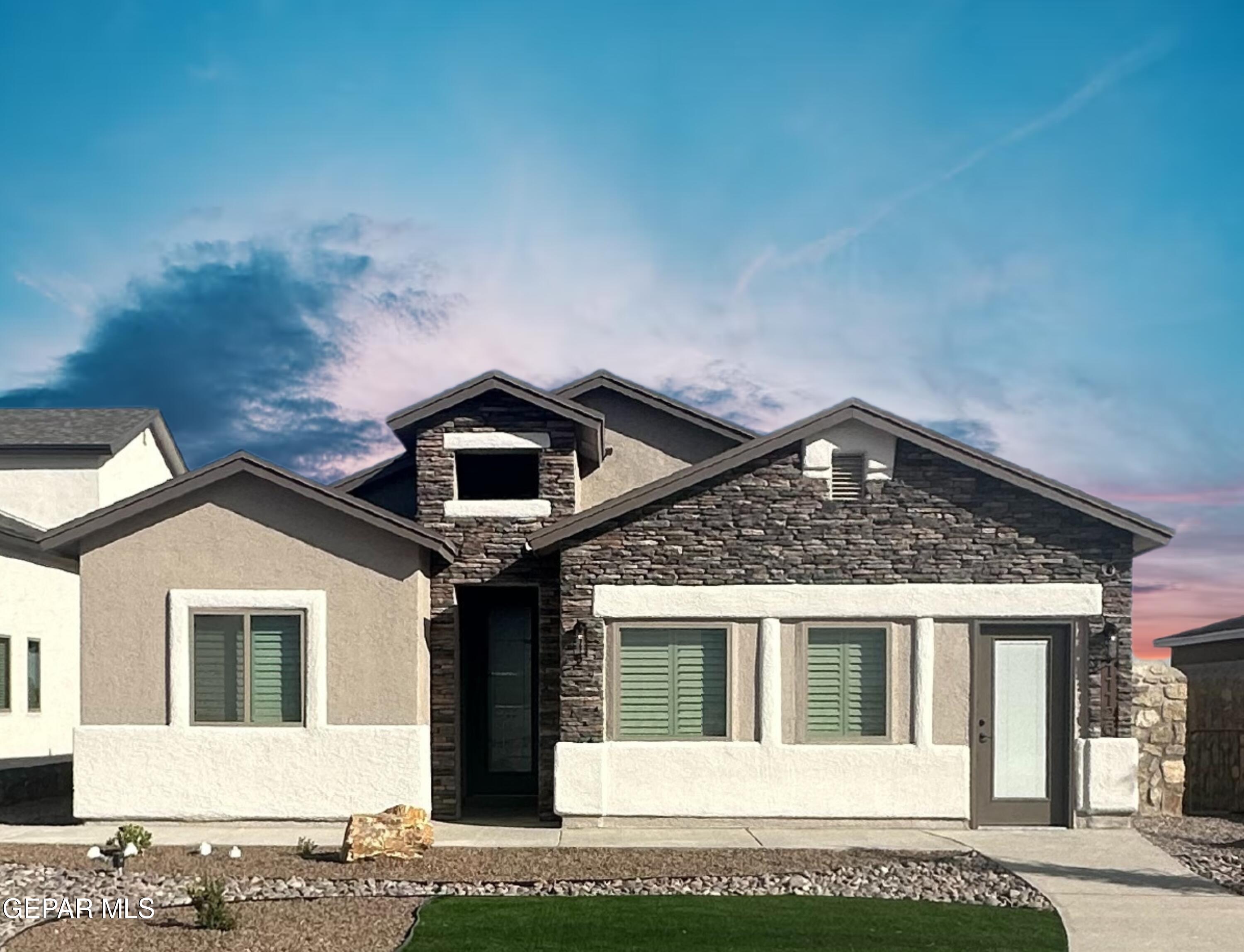 51089 Desert Sunflower Avenue