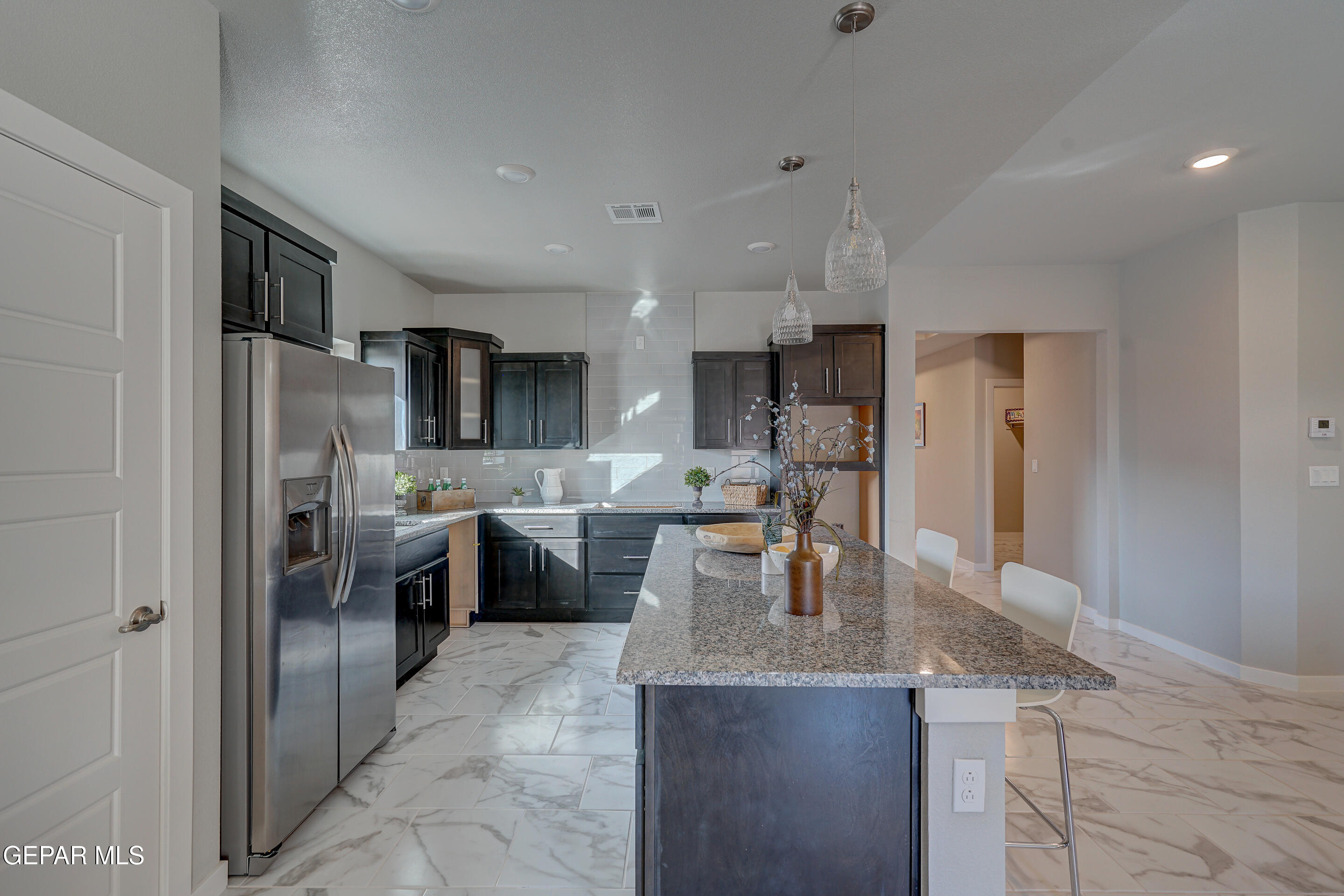 913 Indigo Sky Street