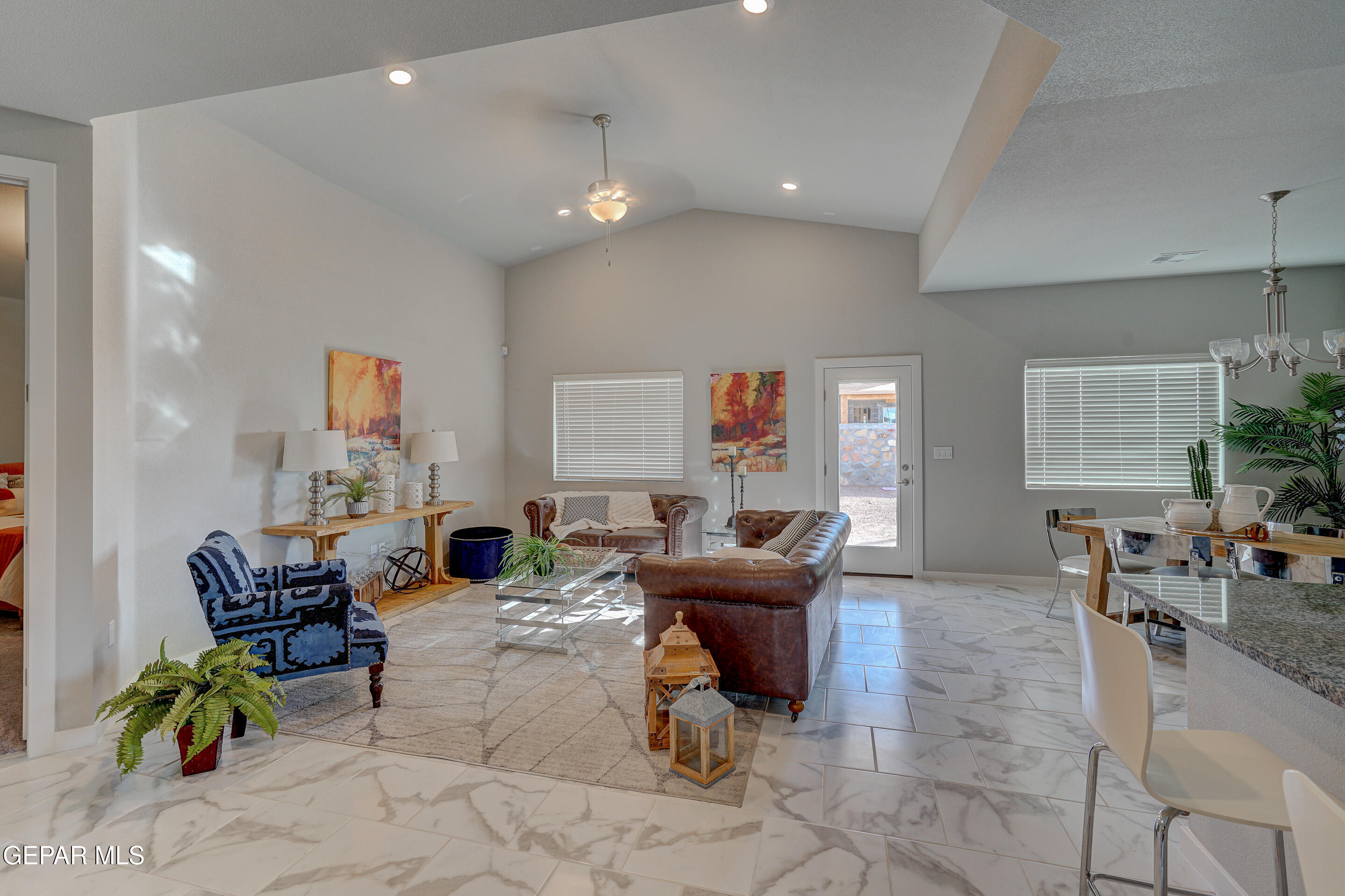 913 Indigo Sky Street