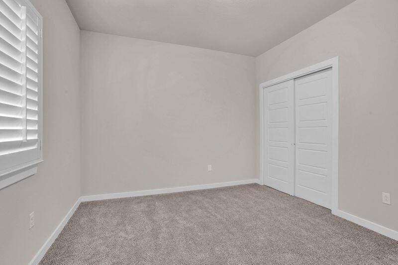 913 Indigo Sky Street