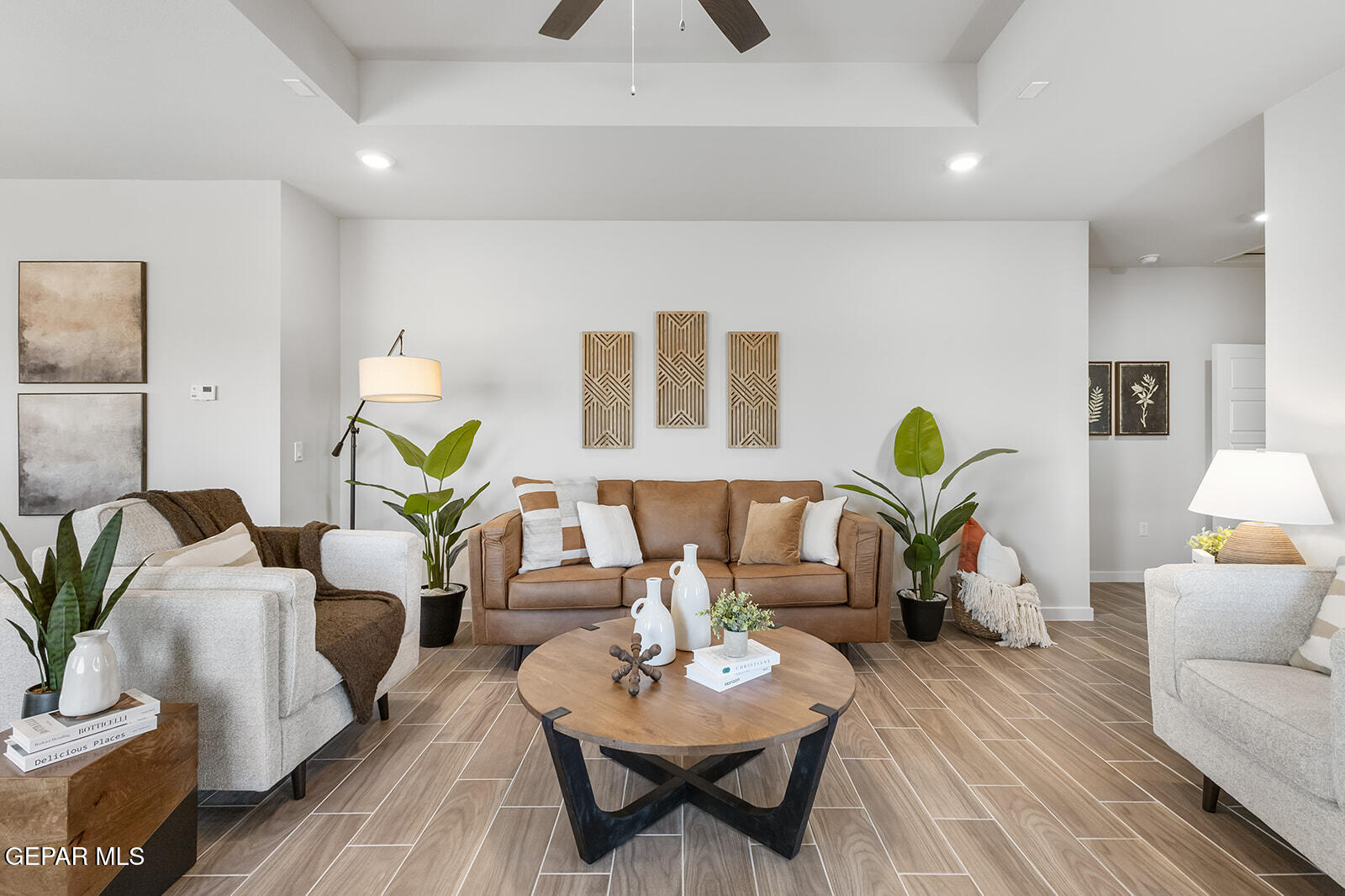 921 Indigo Sky Street