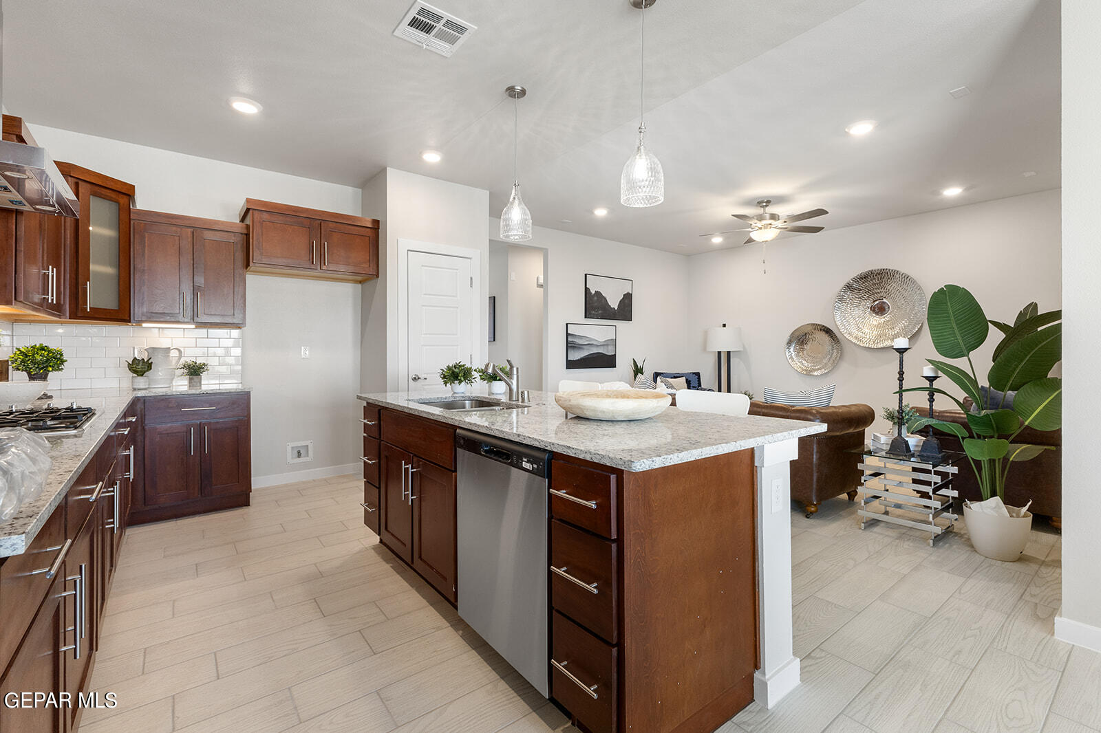 51098 Sand Verbena Avenue