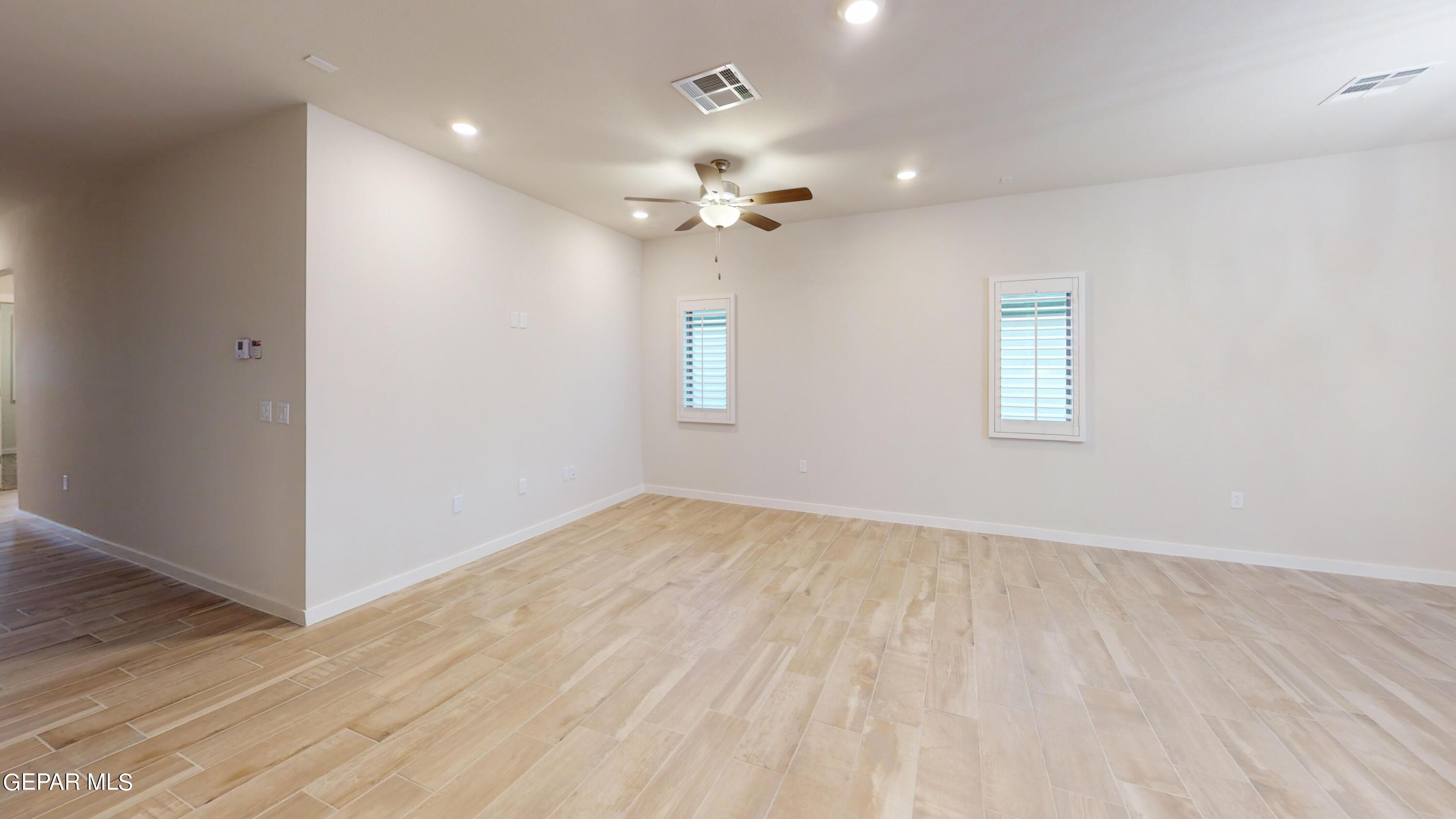 9929 Isla Place
