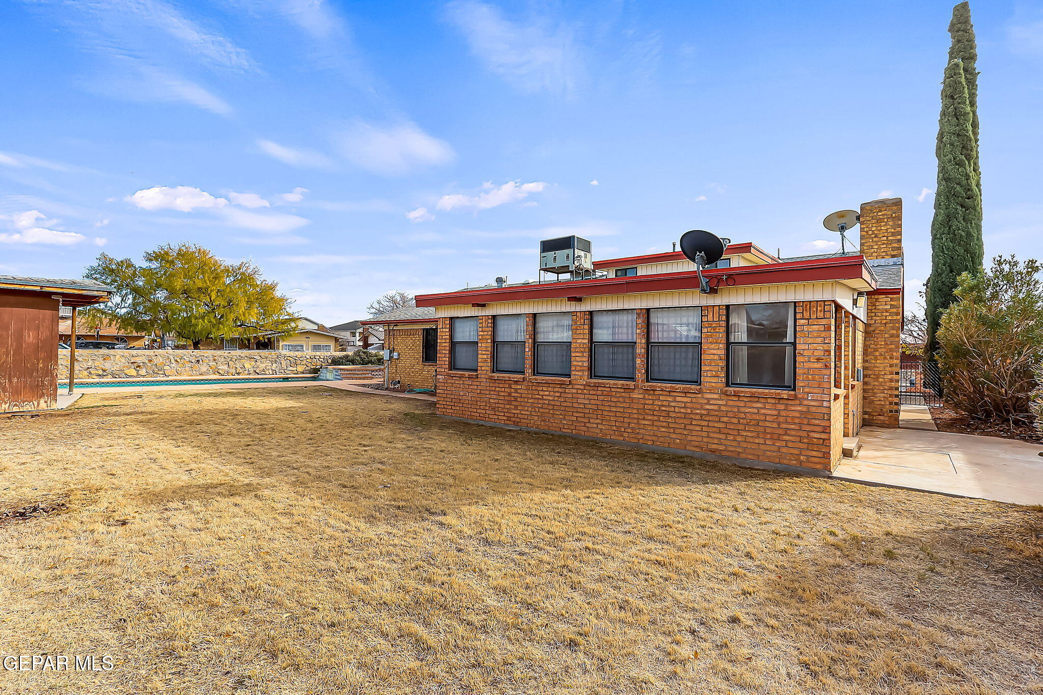5881 CLYDESDALE Drive