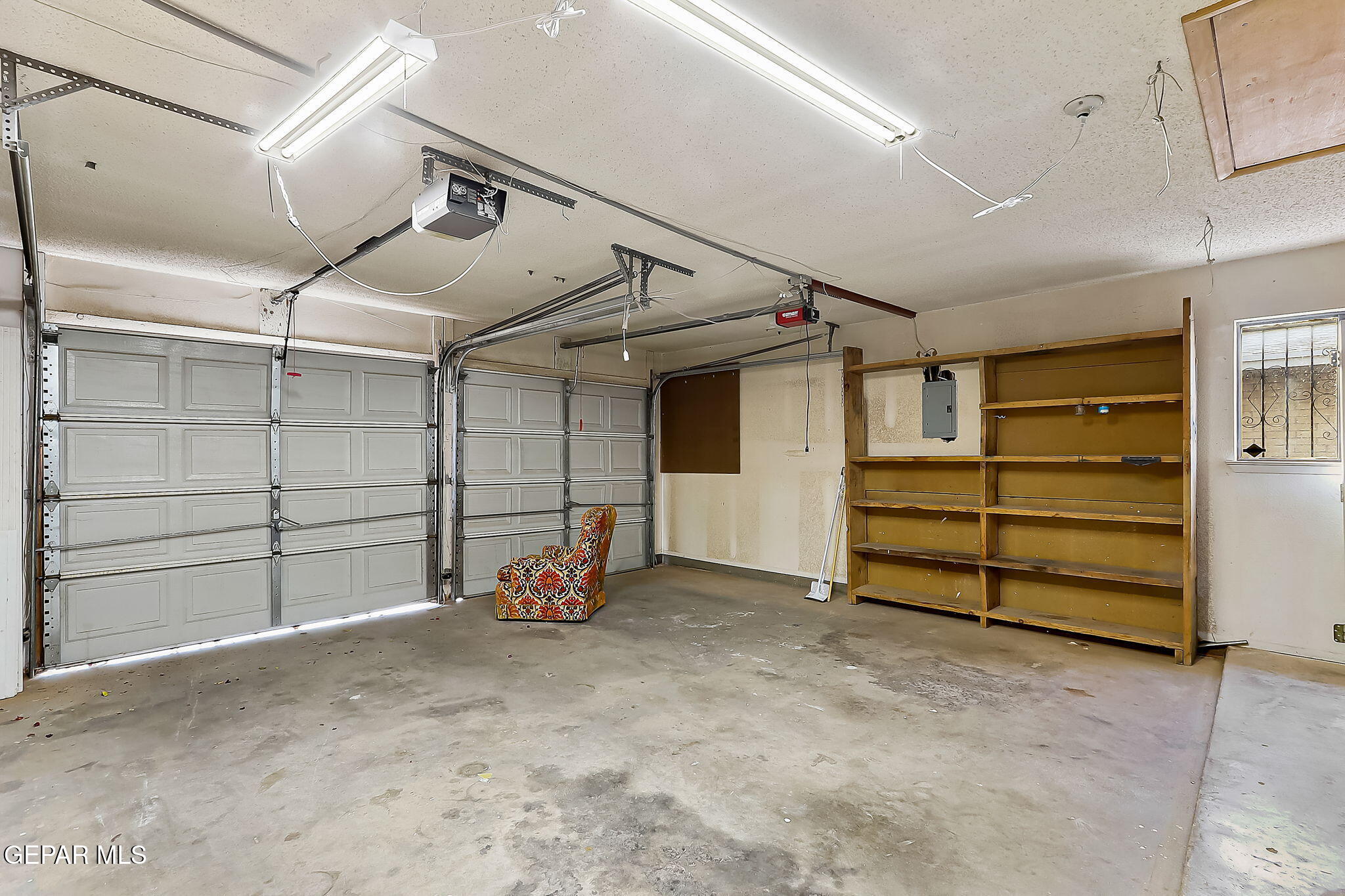 5881 CLYDESDALE Drive