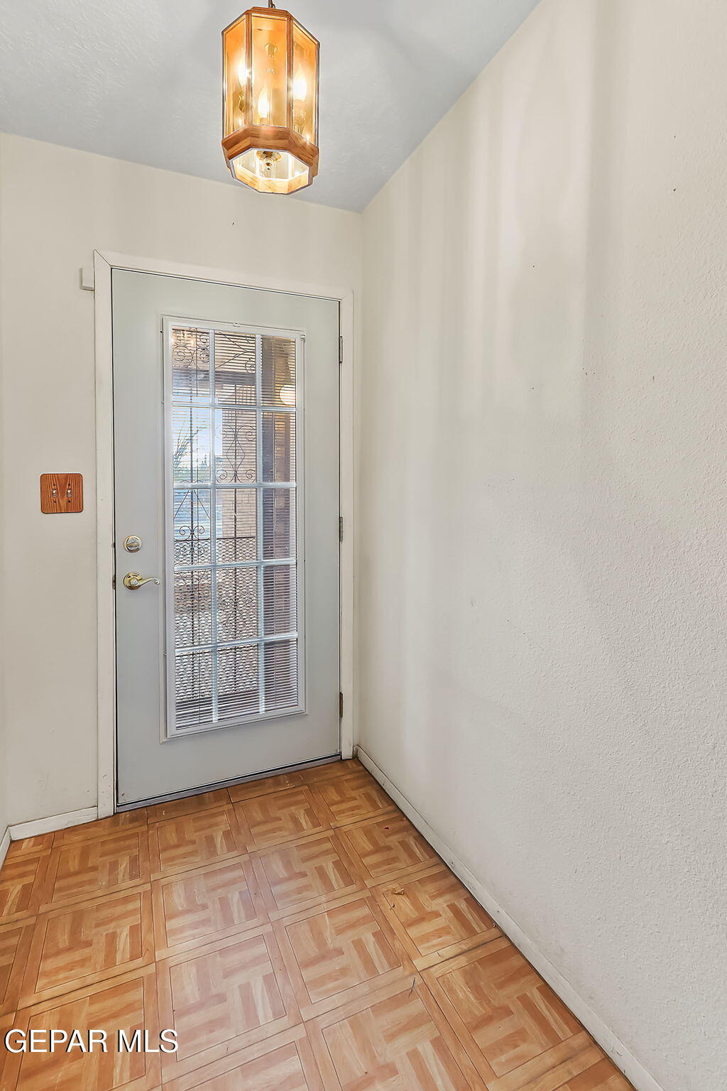 5881 CLYDESDALE Drive