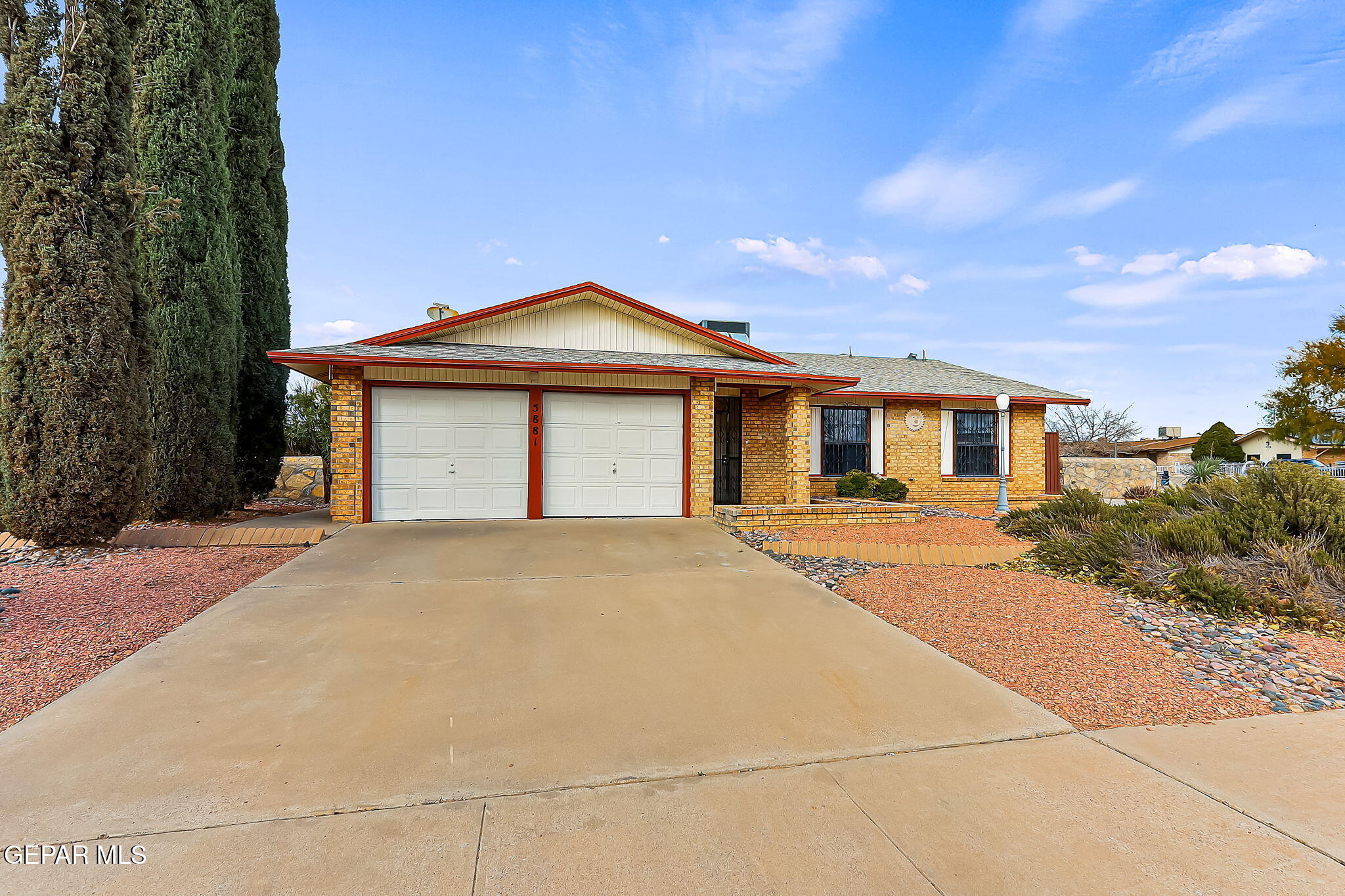 5881 CLYDESDALE Drive