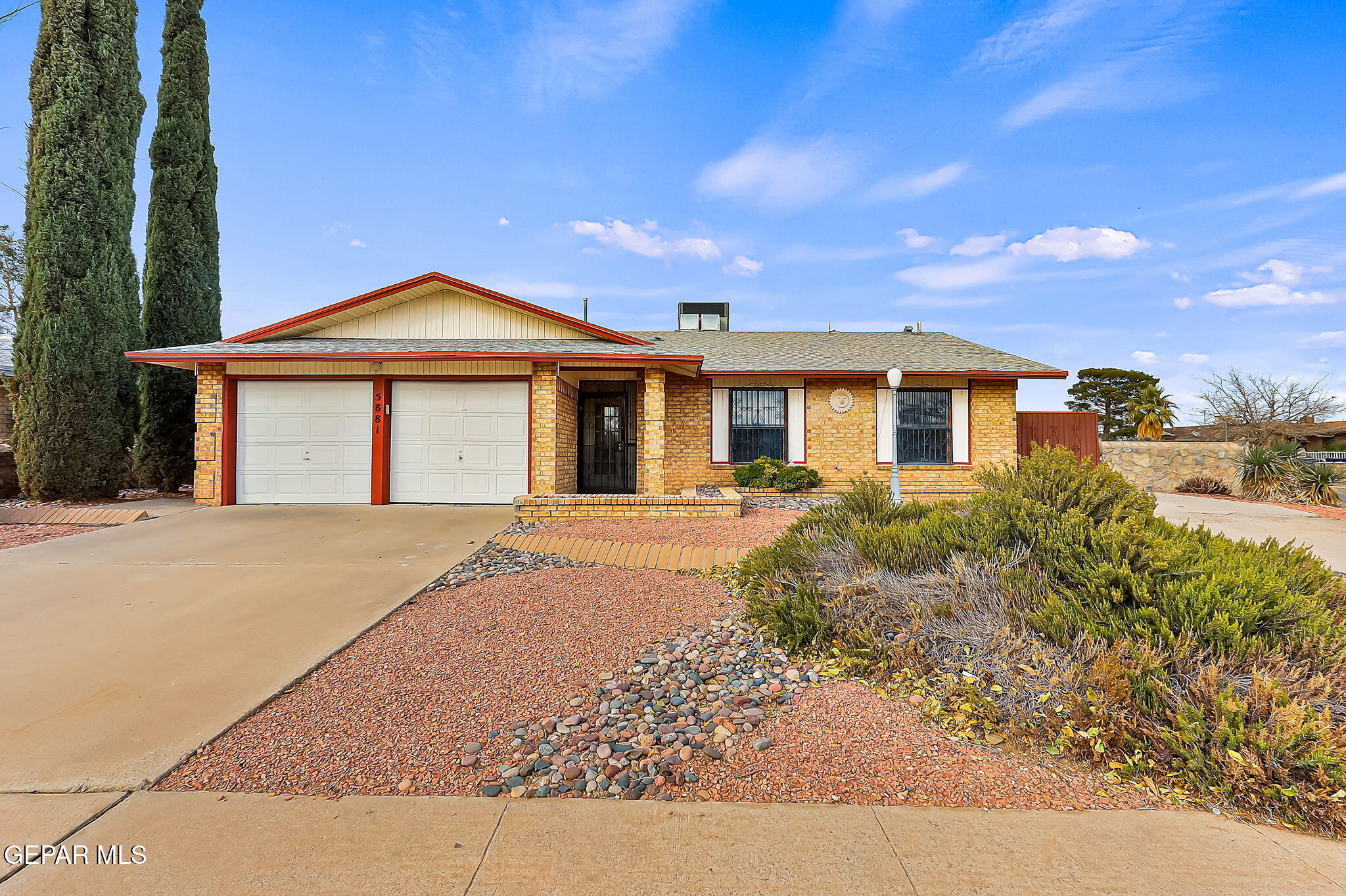 5881 CLYDESDALE Drive