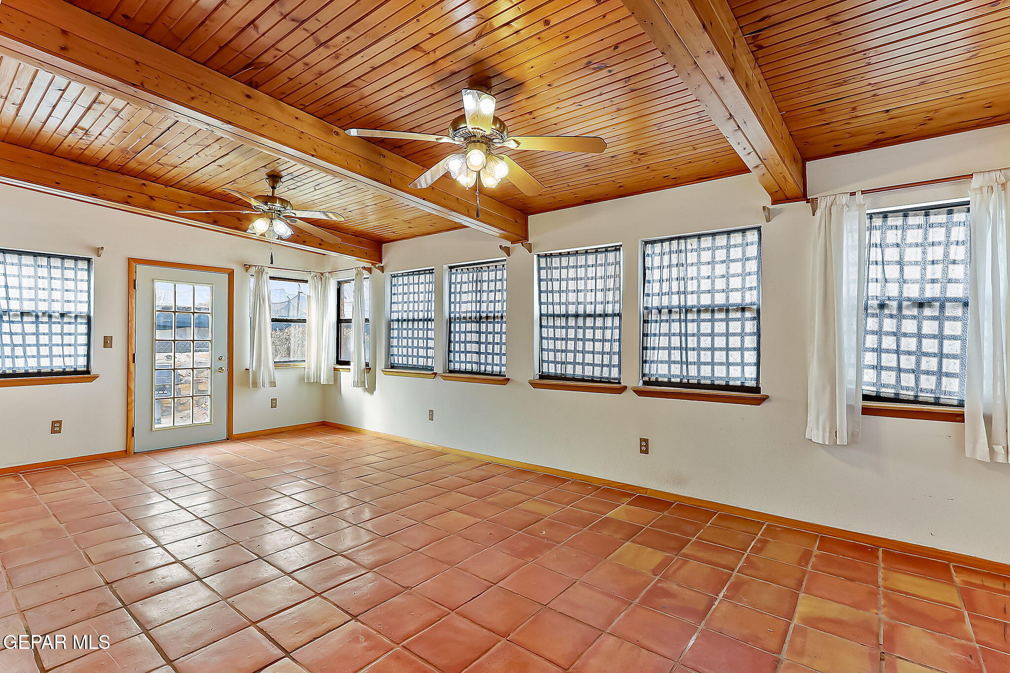 5881 CLYDESDALE Drive