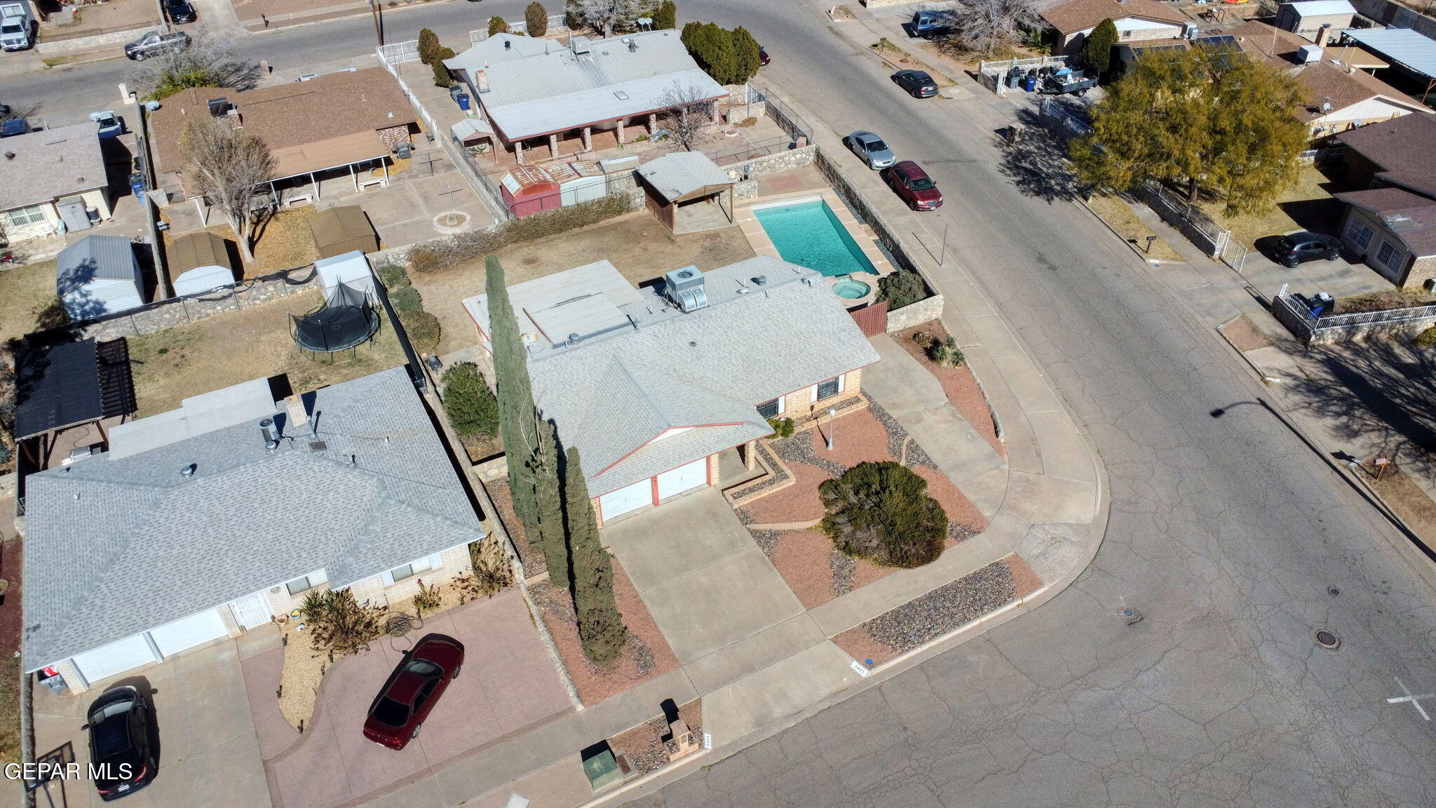 5881 CLYDESDALE Drive