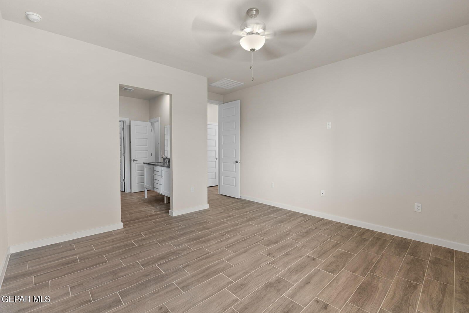 9939 Isla Place