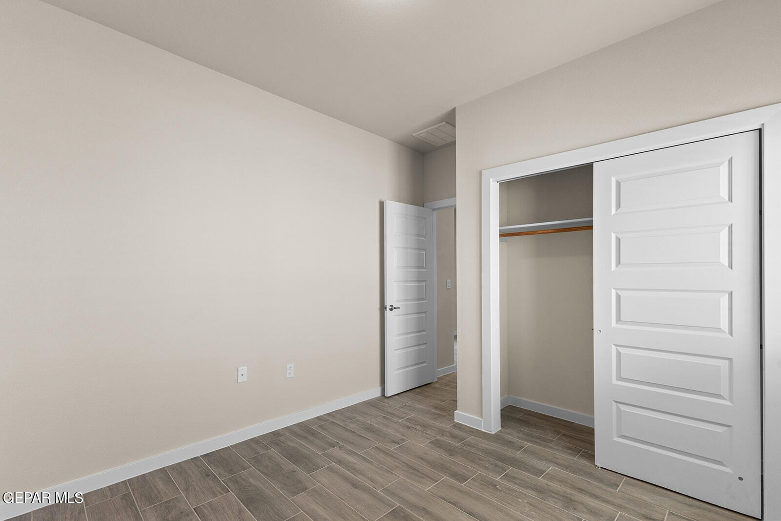 9939 Isla Place