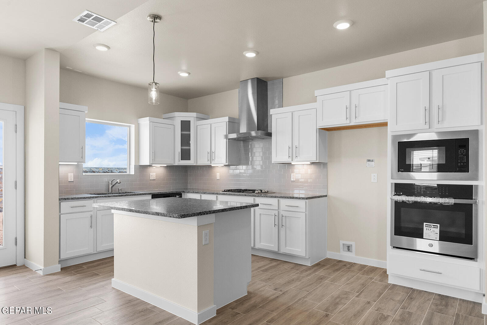 9939 Isla Place