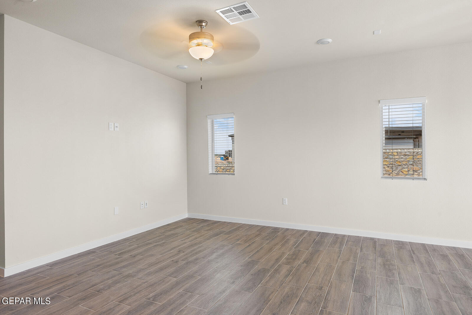 9939 Isla Place