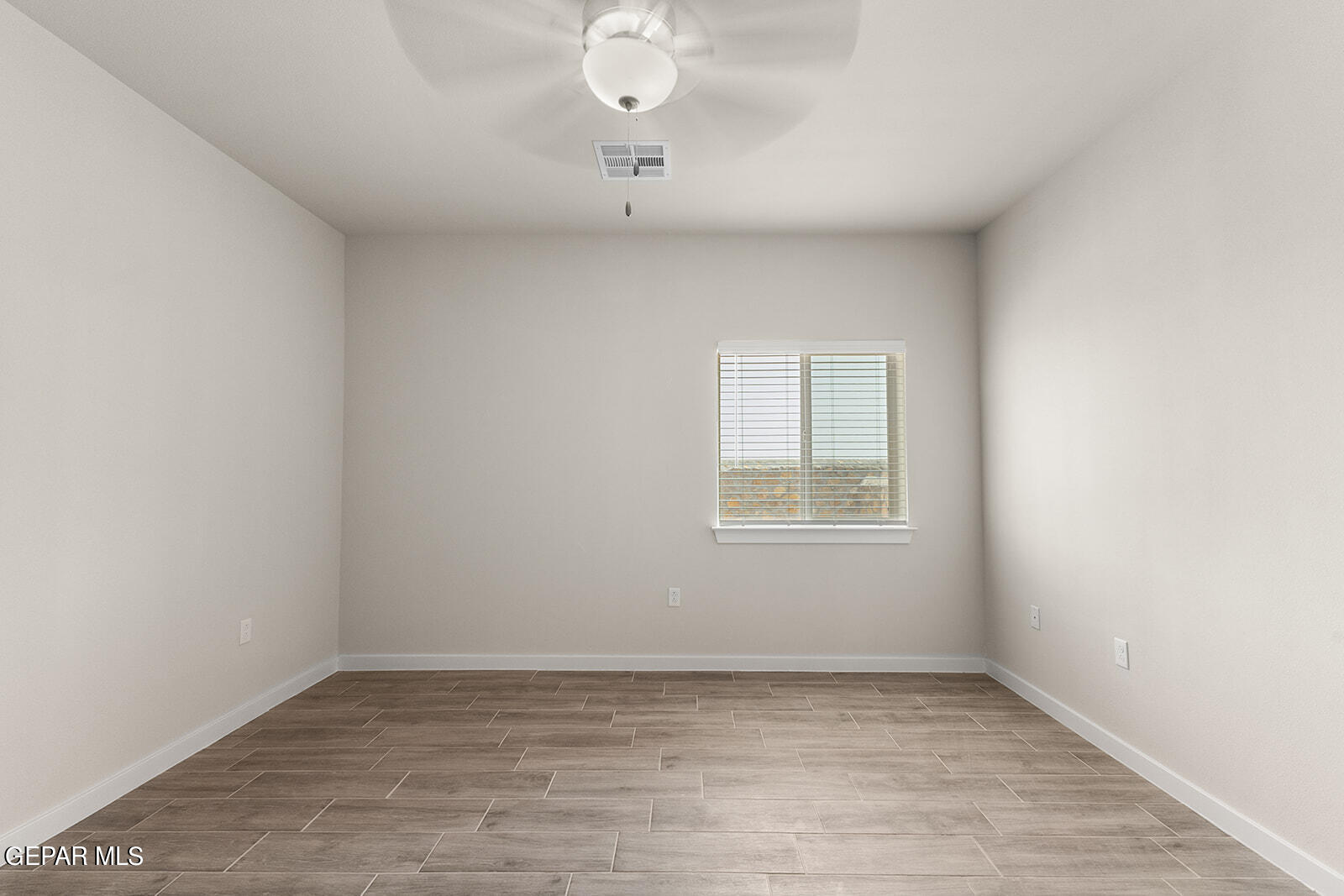 9939 Isla Place