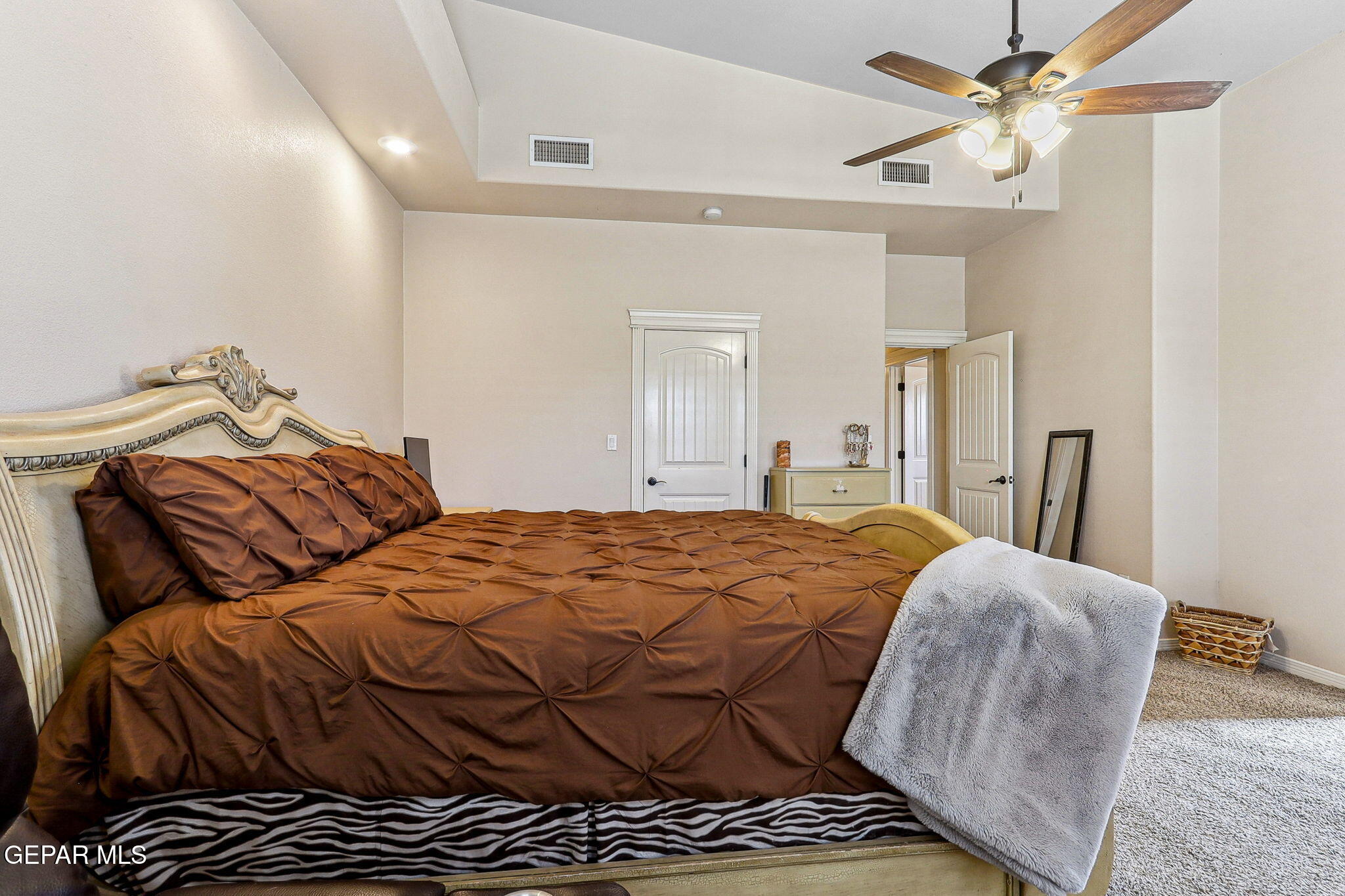 7380 Brays Landings Drive