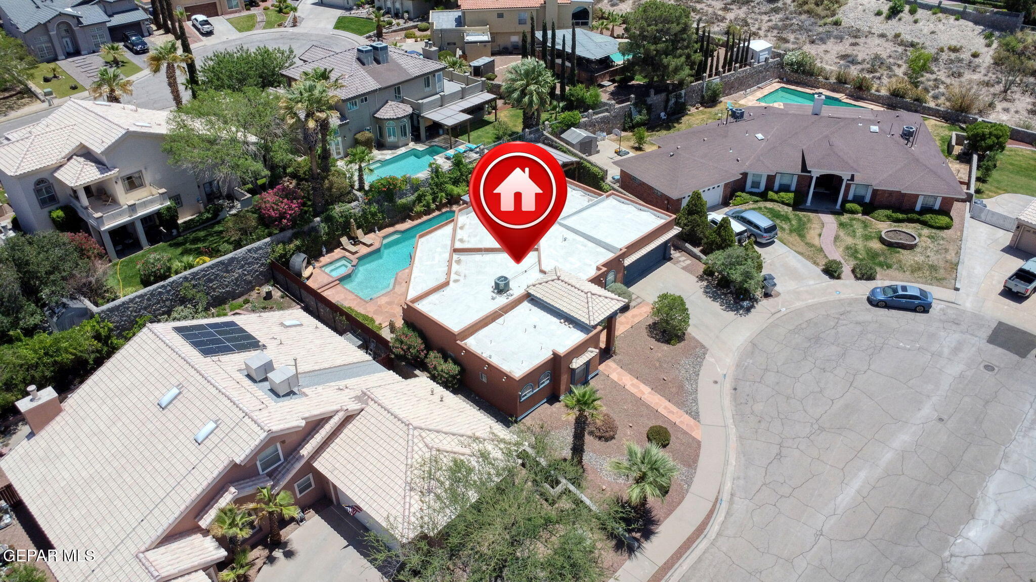 904 LAS PALMAS Way