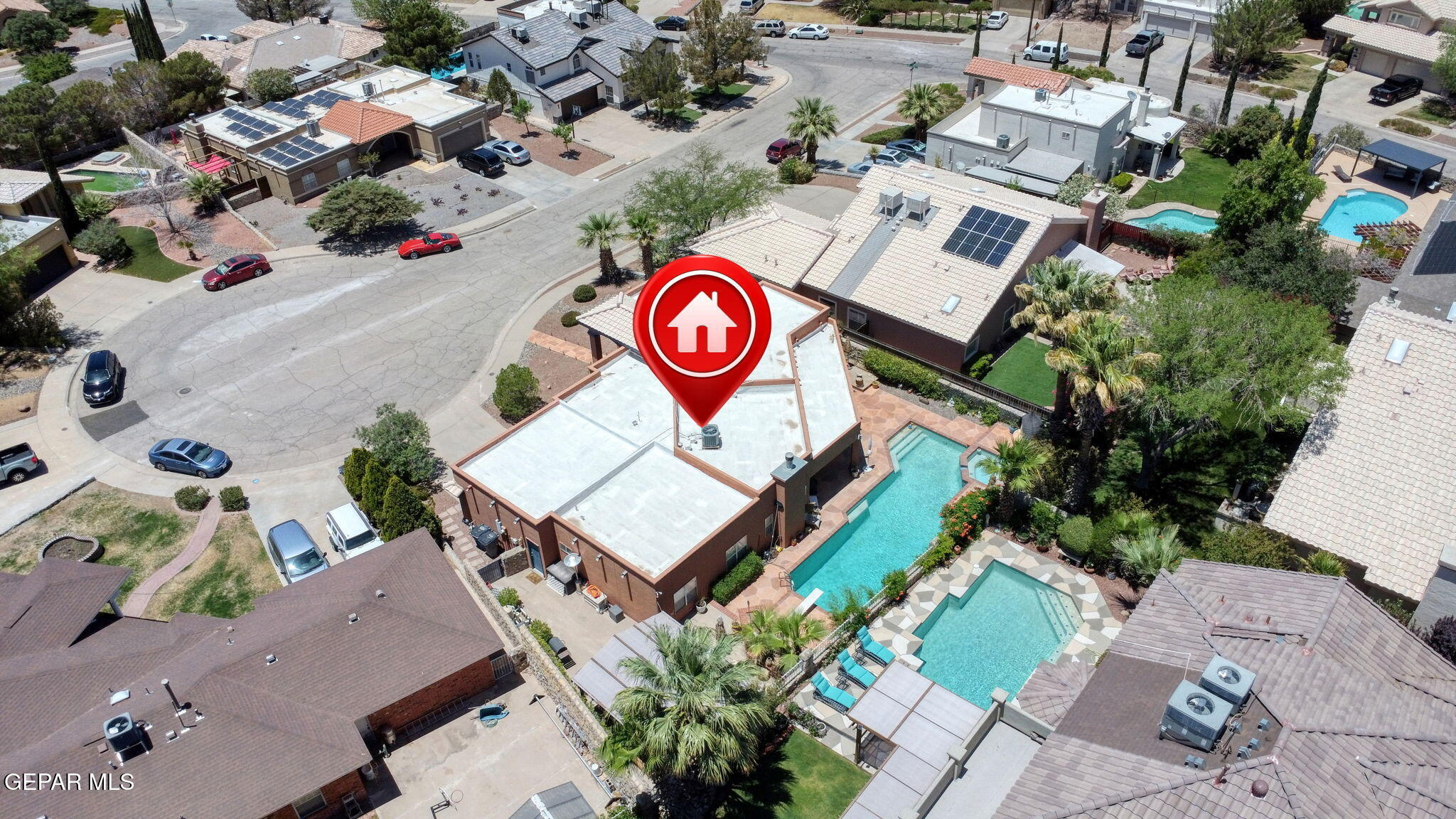 904 LAS PALMAS Way