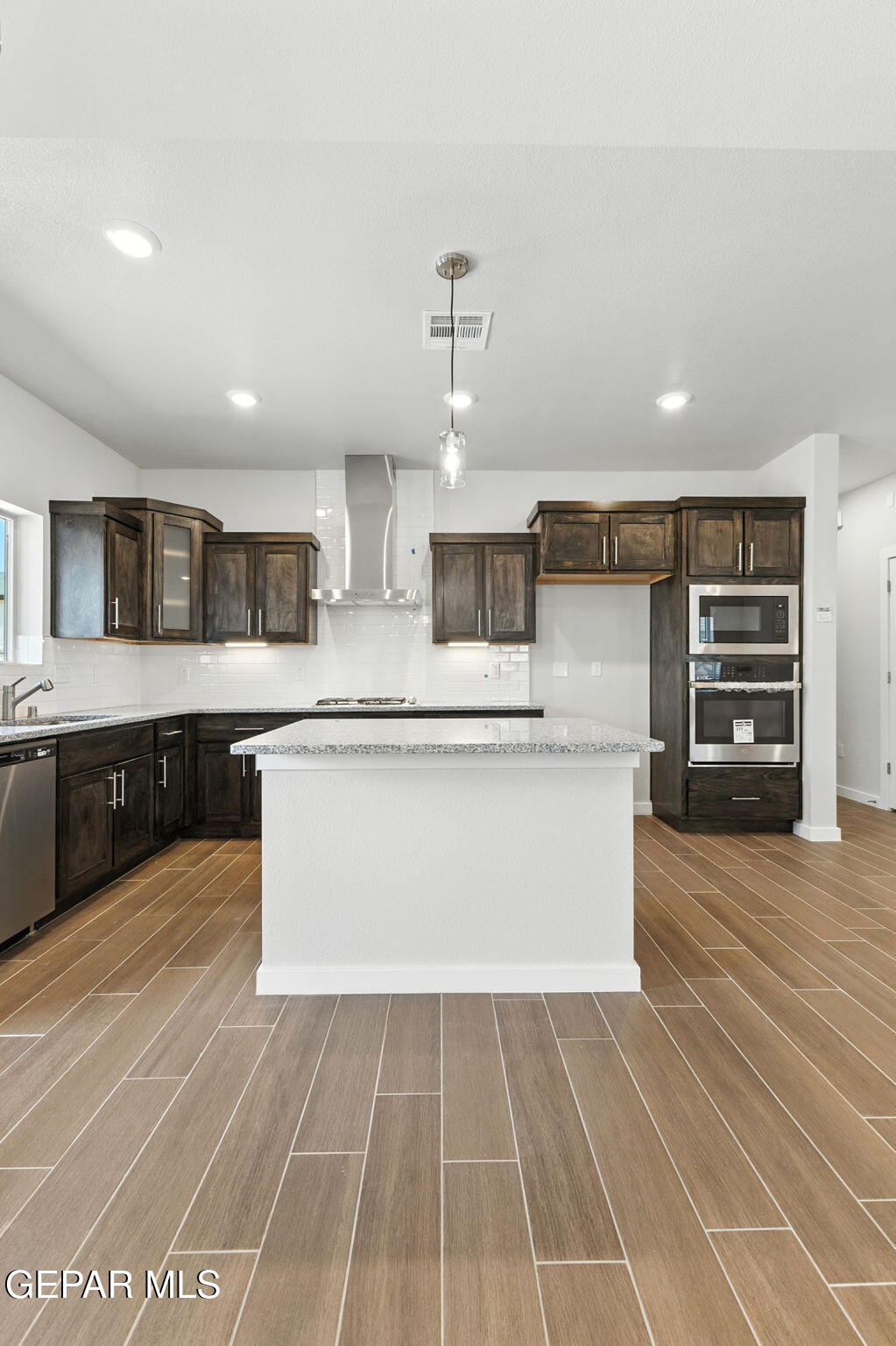 11853 Artekale Place