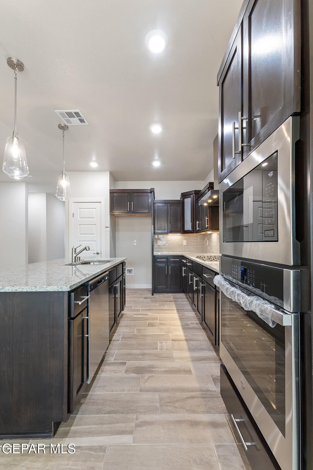 11849 Artekale Place