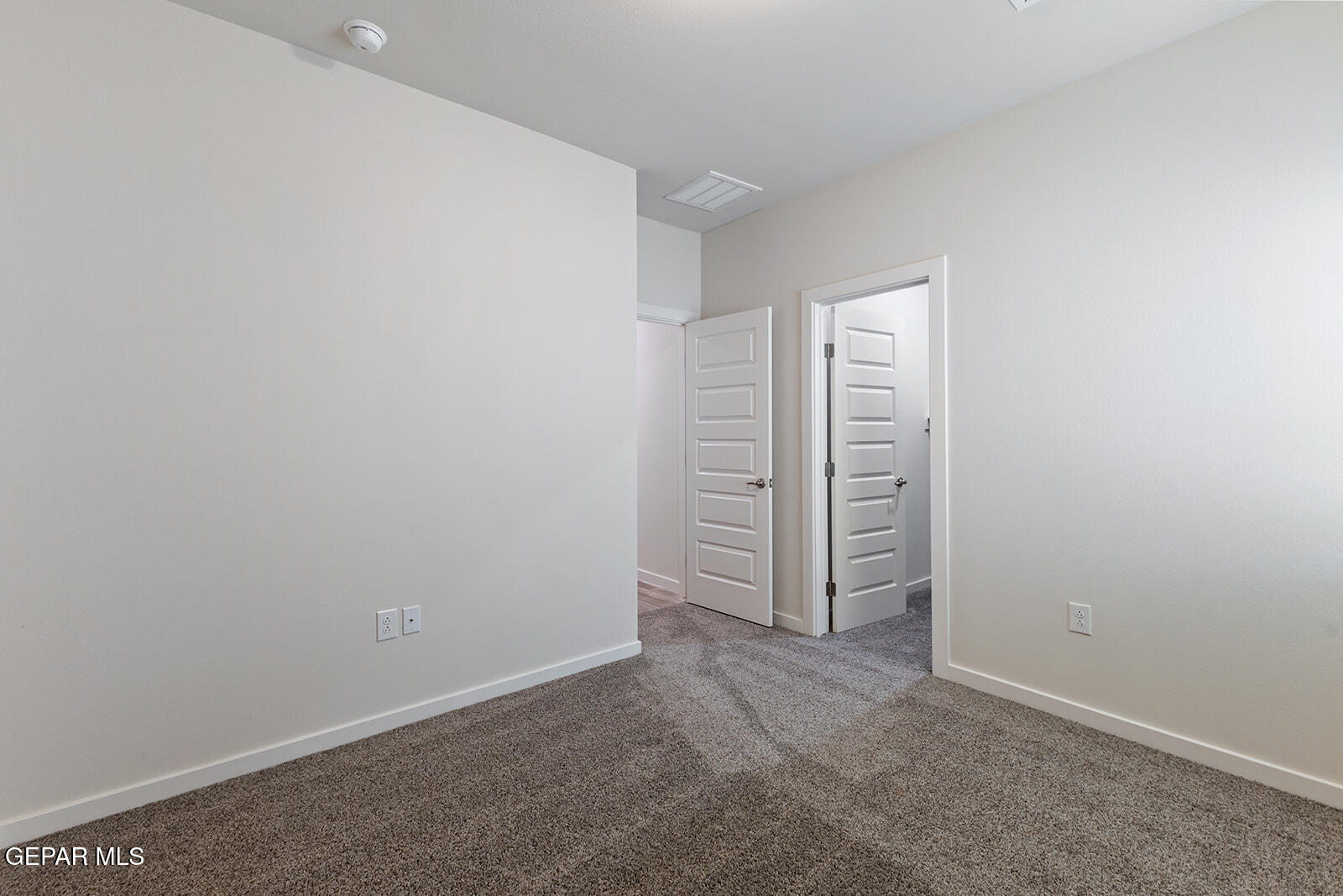 11869 Artekale Place