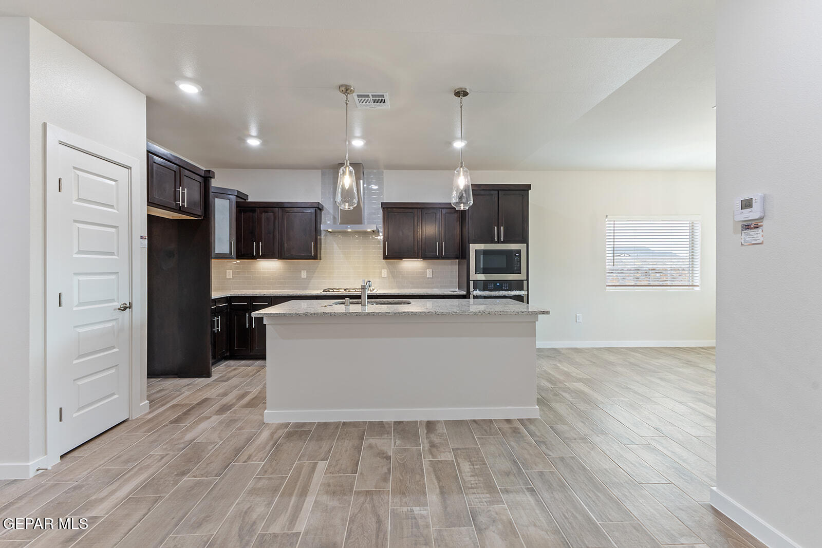 11869 Artekale Place
