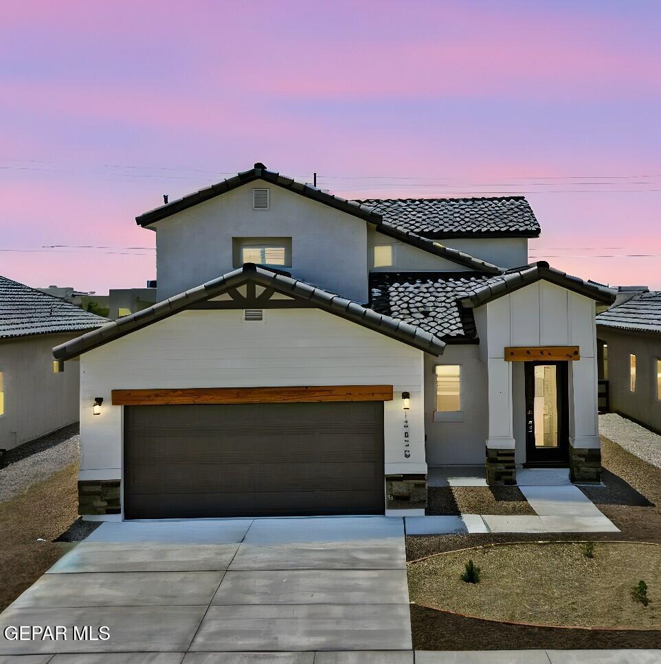 13821 Victory Sky Avenue