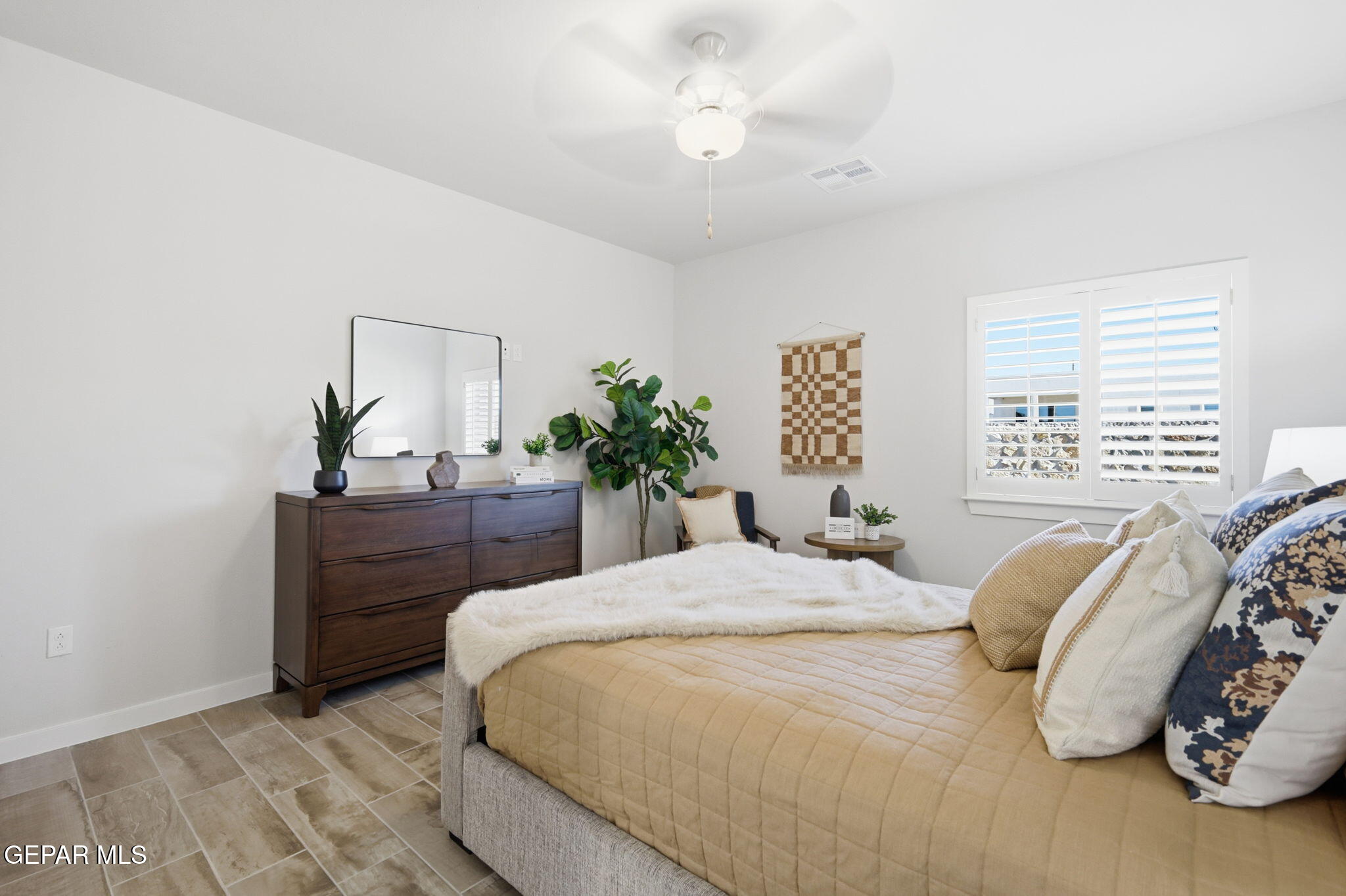 11864 Finesse Place