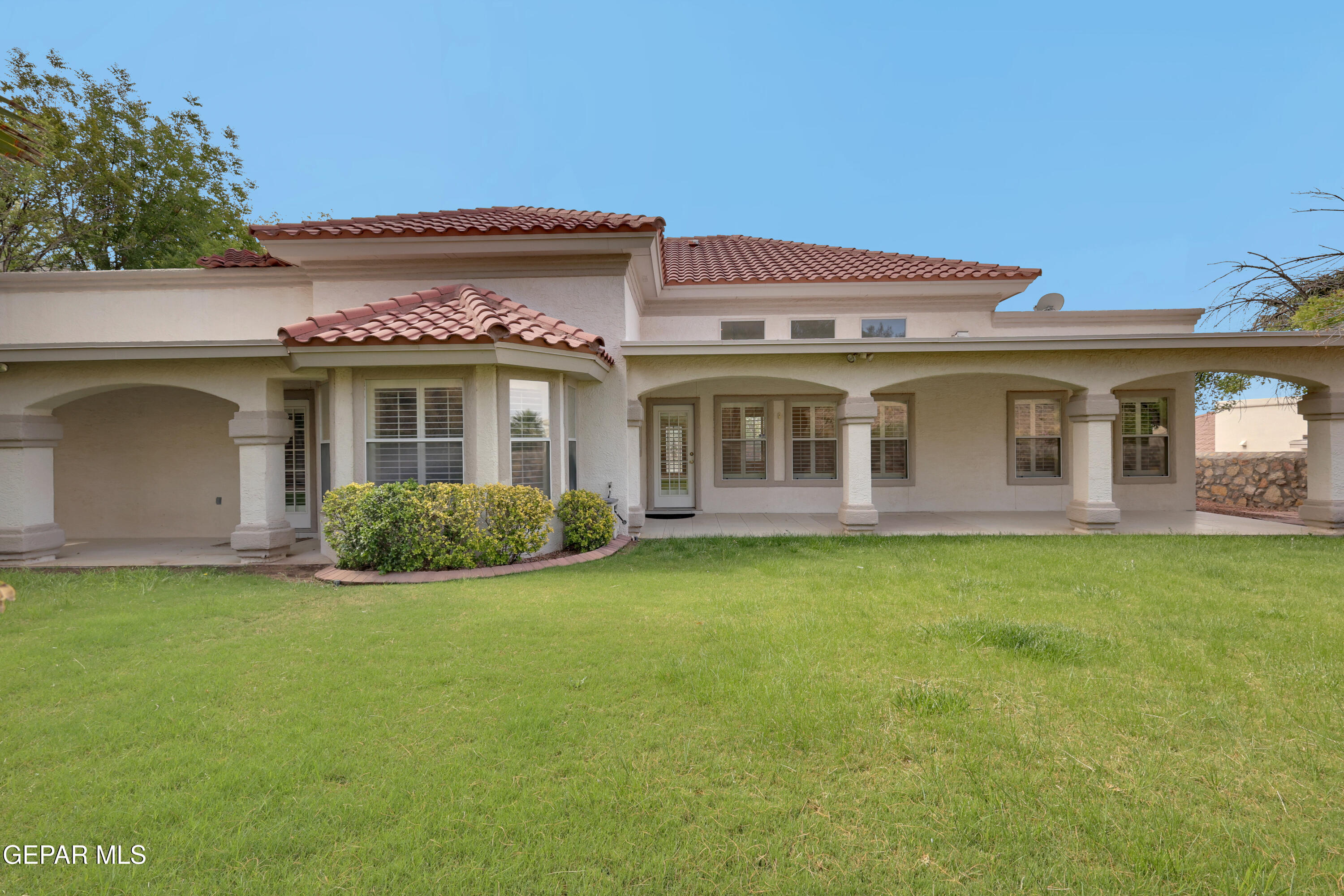 6469 CALLE VISTA Drive