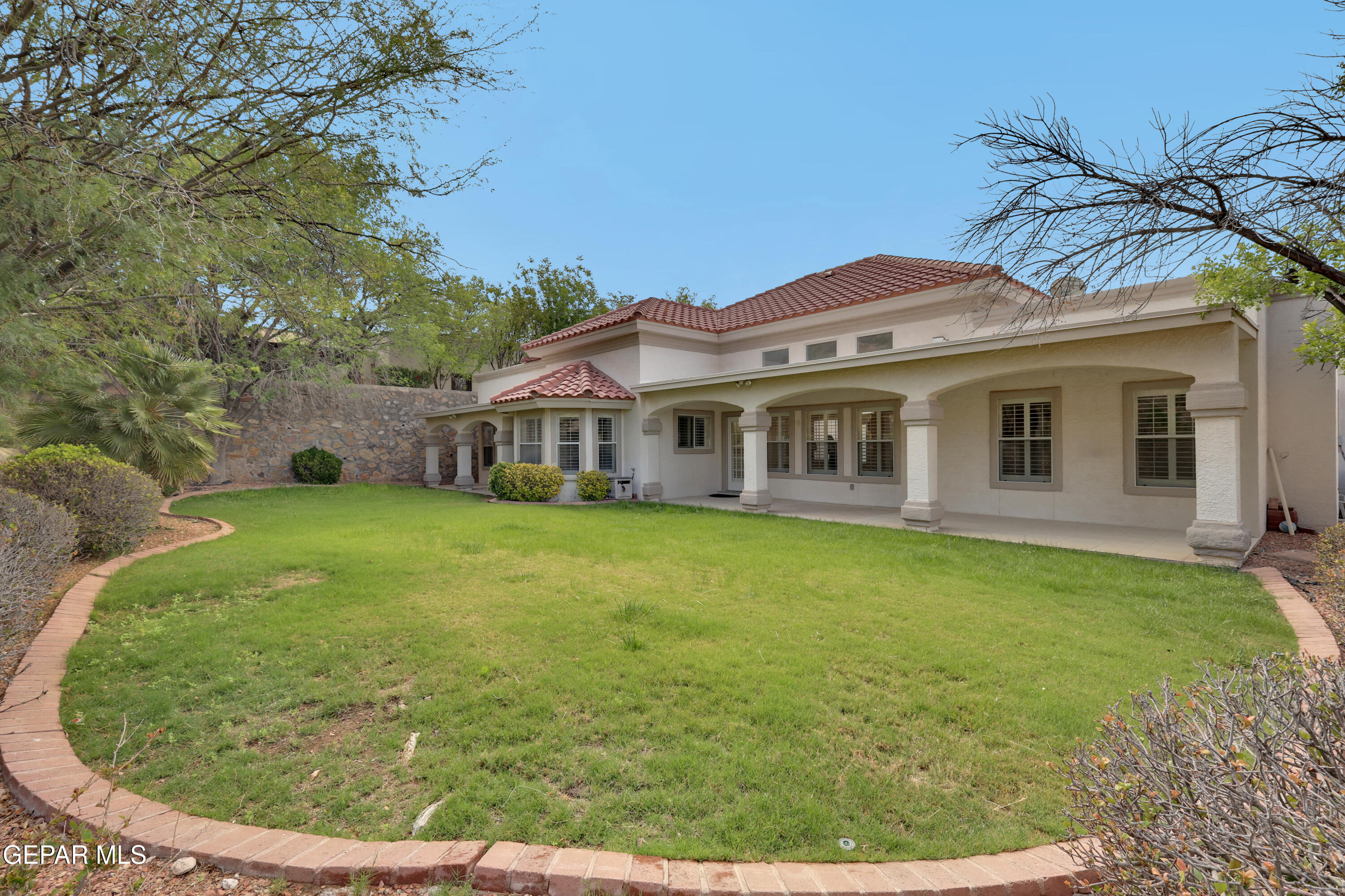 6469 CALLE VISTA Drive