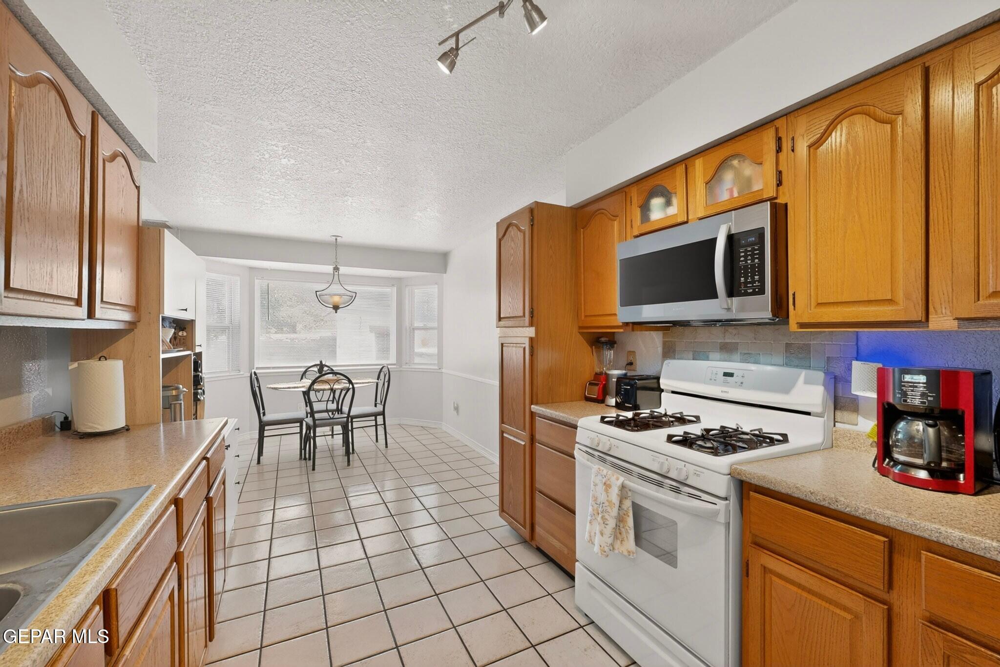 10600 HERMES Drive