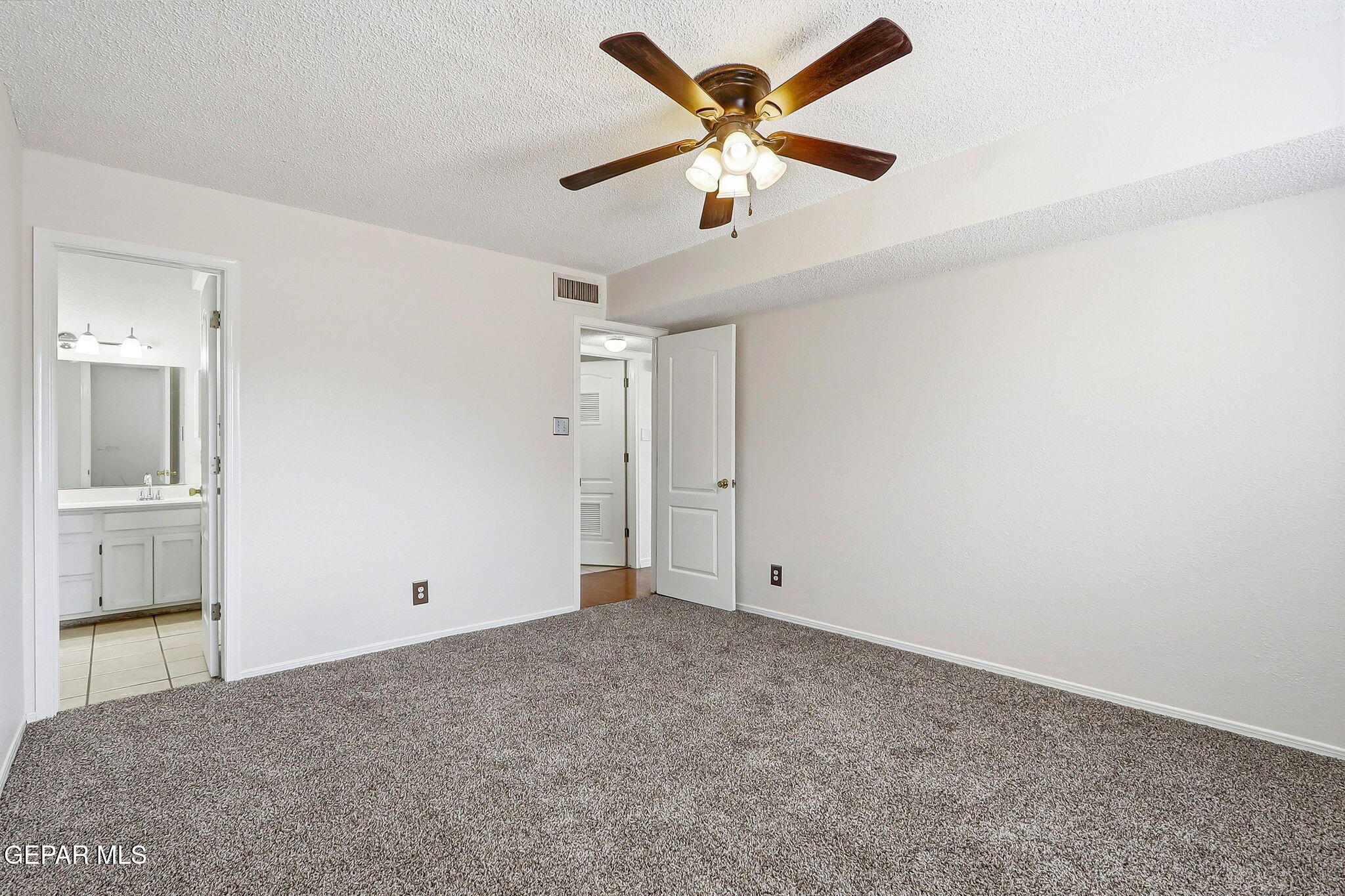 7109 OVAL ROCK Drive