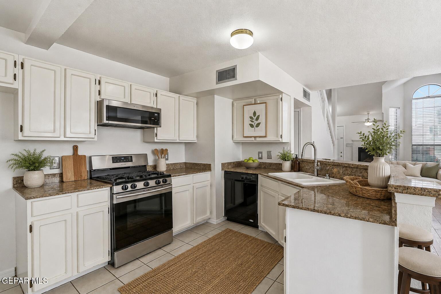 7109 OVAL ROCK Drive