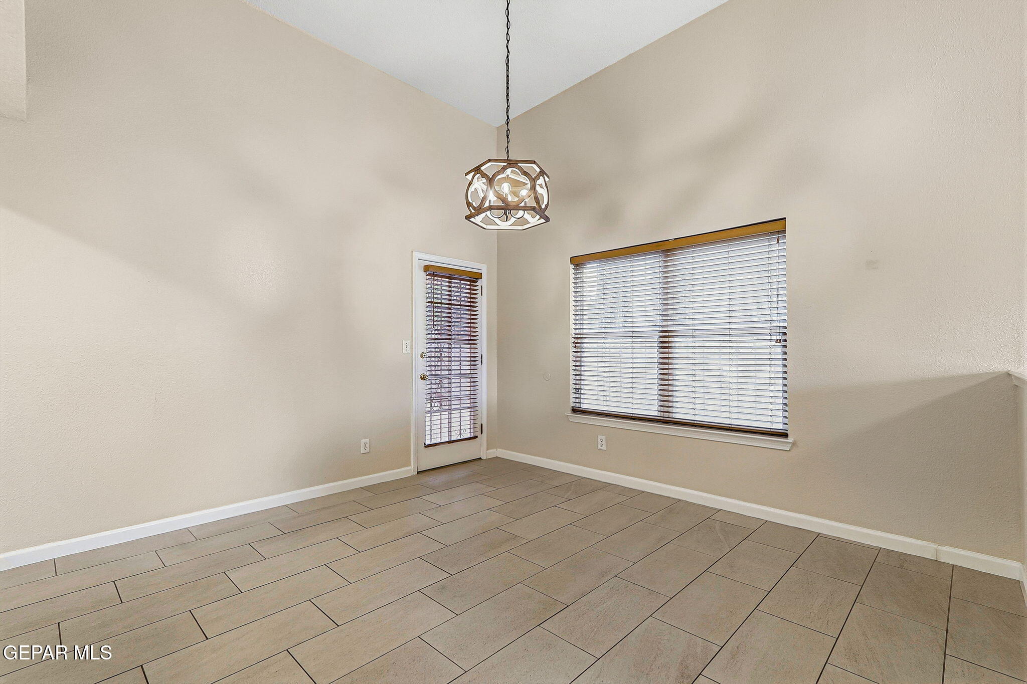 1308 ROSE BUD Lane