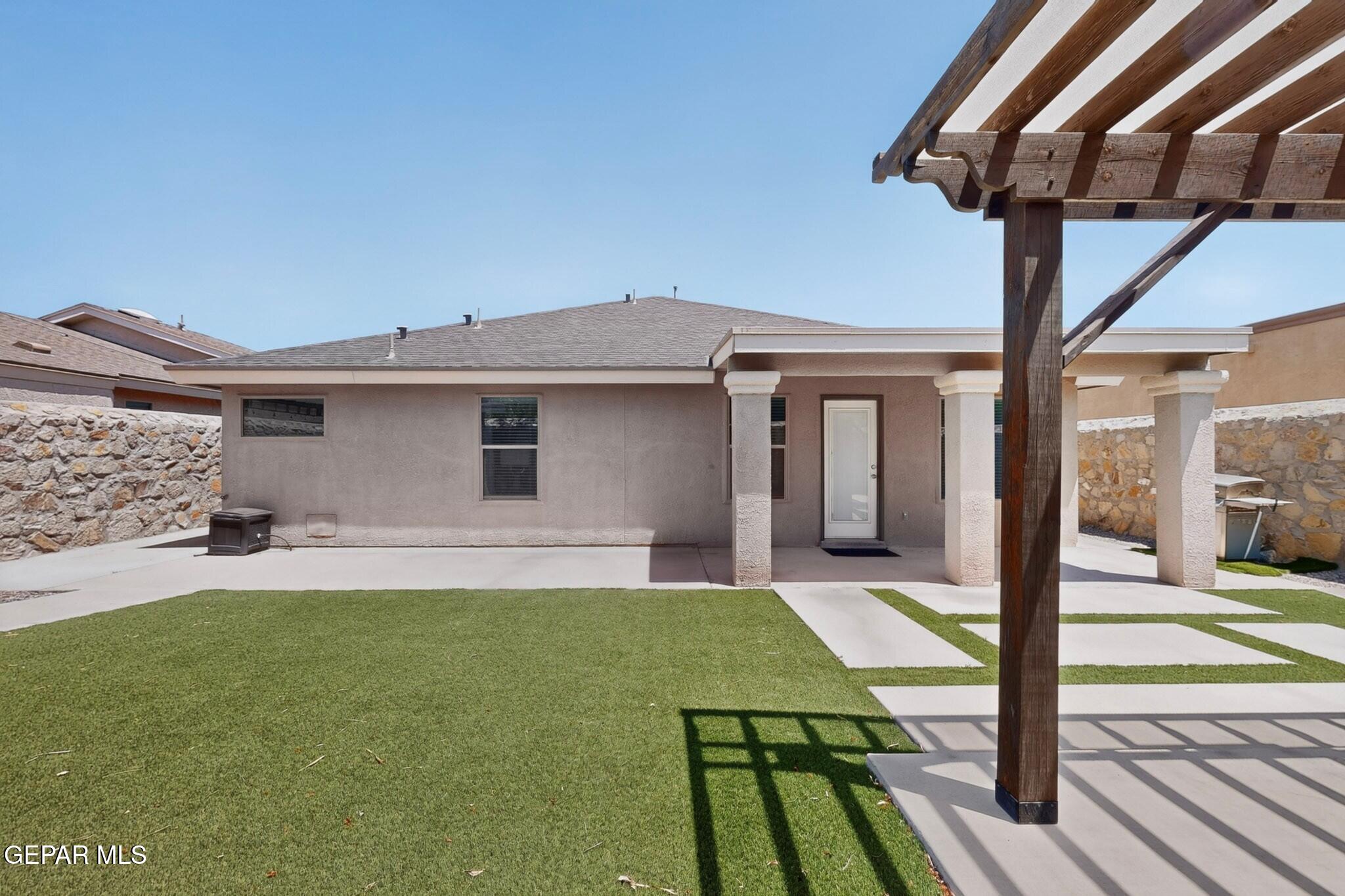 4824 NEW RANCH Court