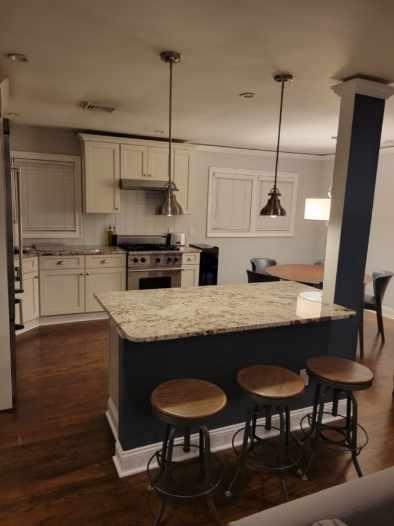 339 ELLEN PL