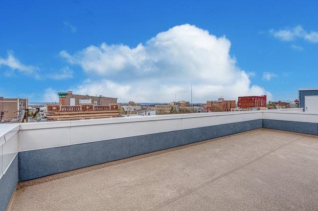 542 29TH ST Unit: 3