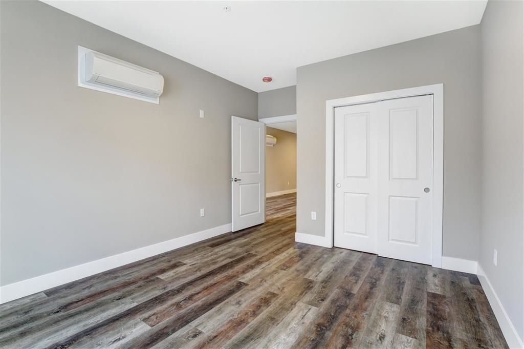 545 39TH ST Unit: 305
