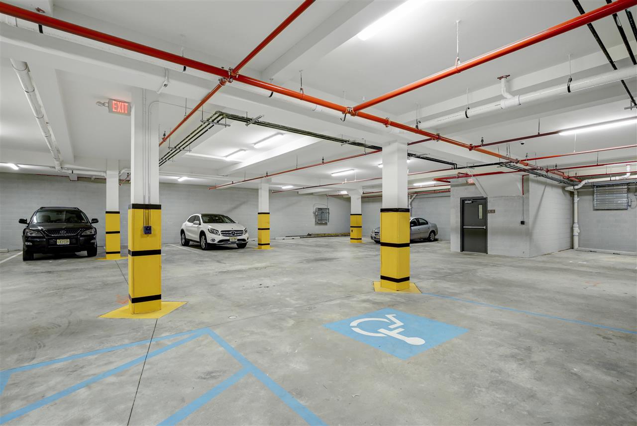 545 39TH ST Unit: 307