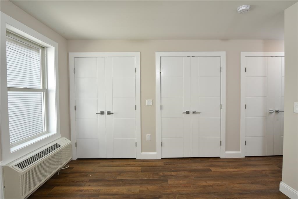 6105 PARK AVE Unit: 3