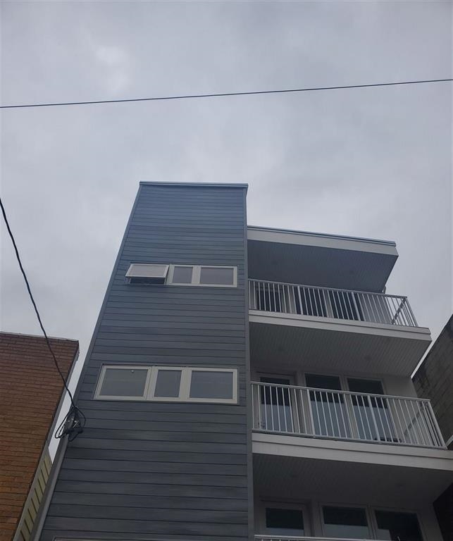 6105 PARK AVE Unit: 3