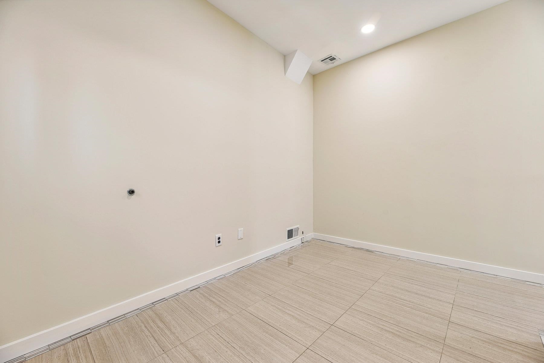 310 GRAND AVE