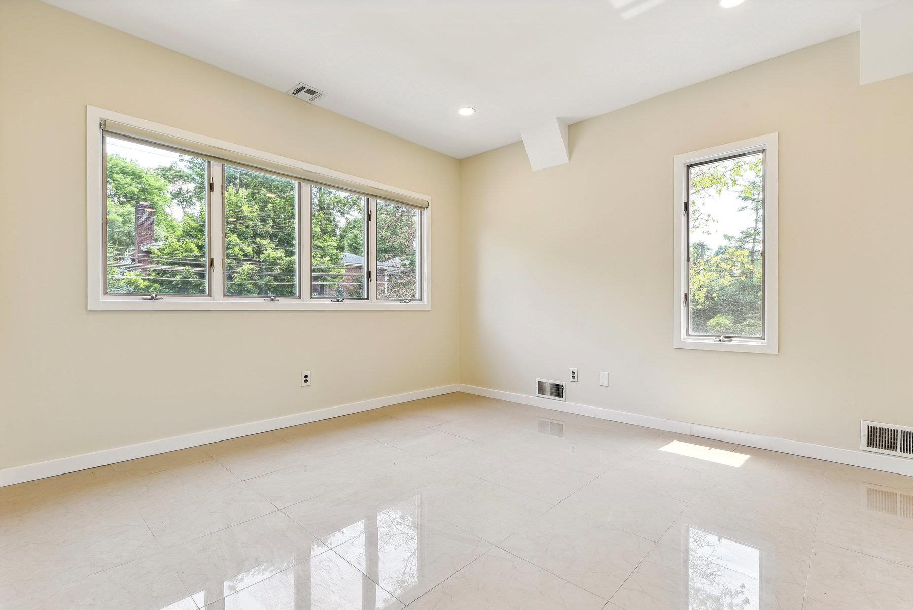 310 GRAND AVE