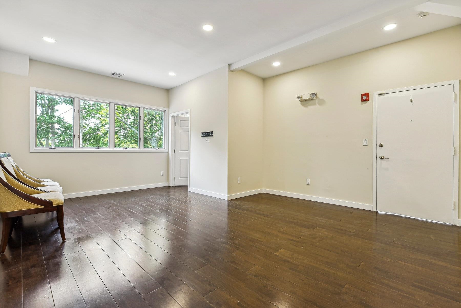 310 GRAND AVE
