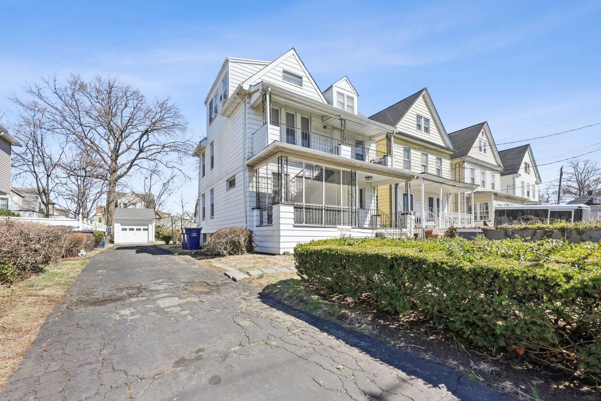 172 BERRY ST