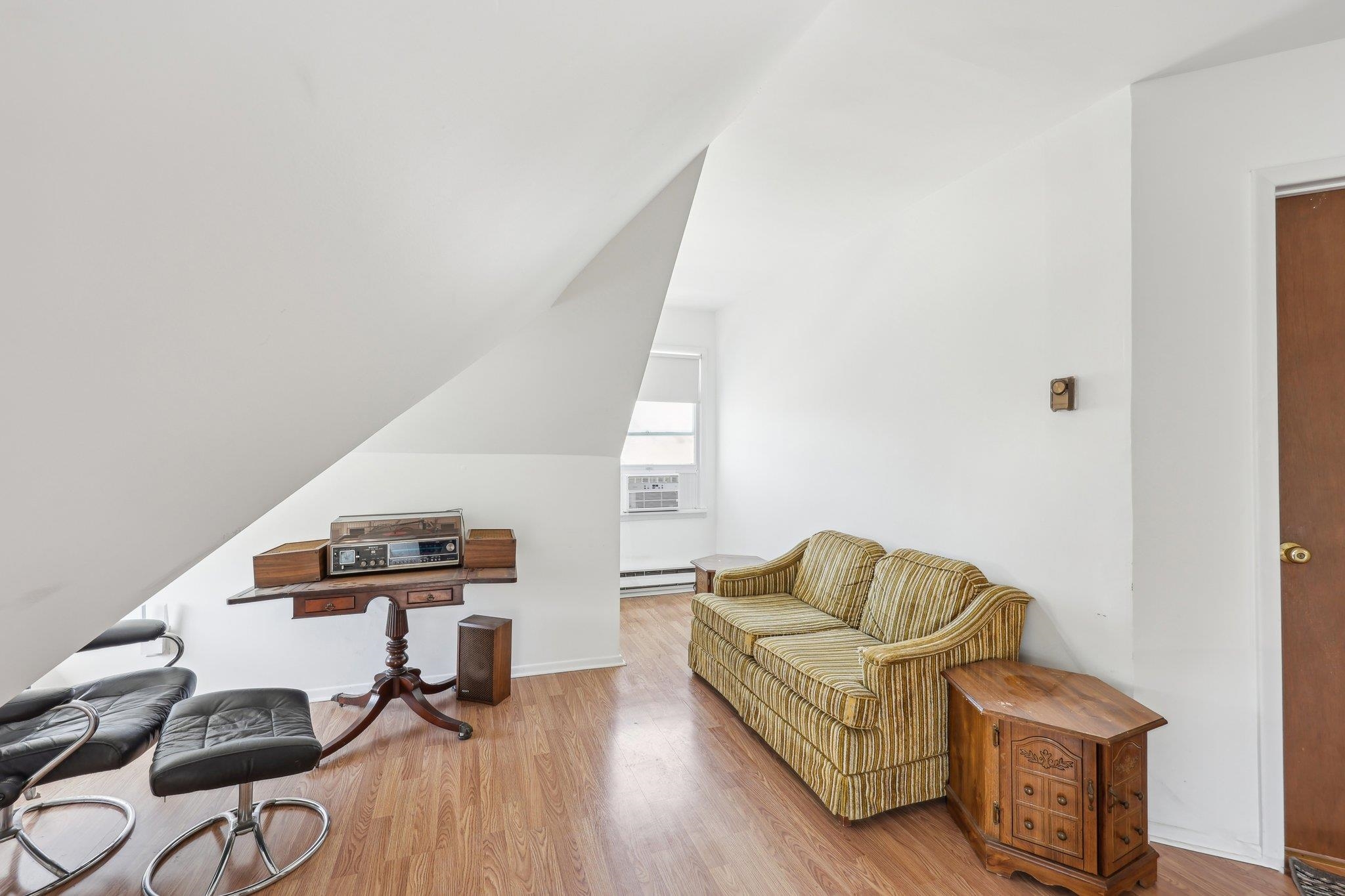 172 BERRY ST